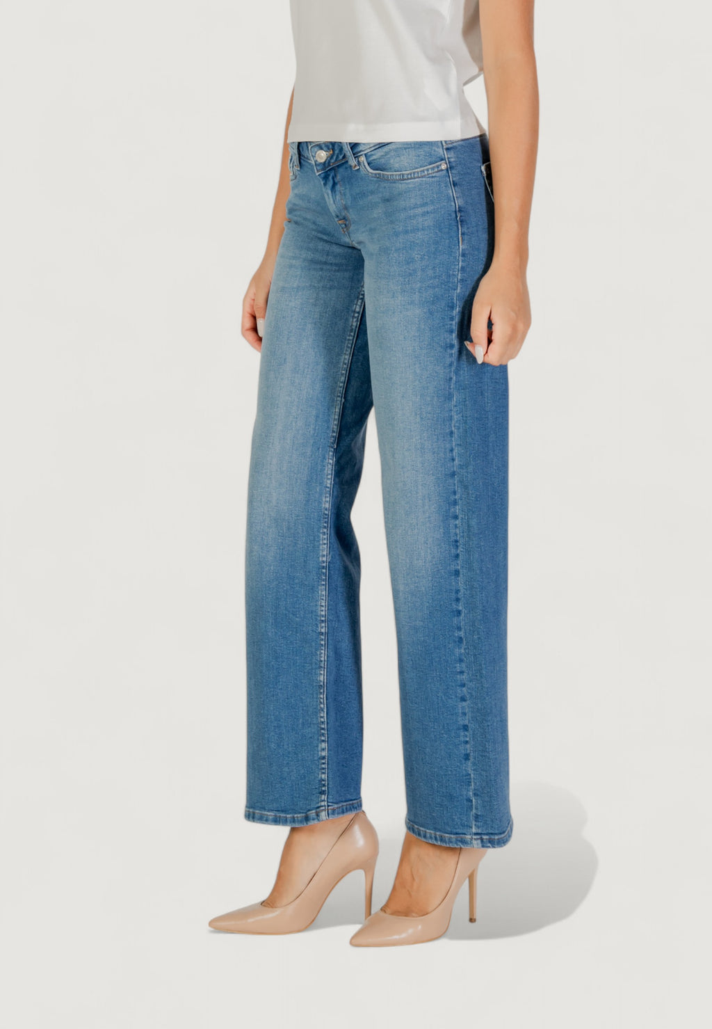 Mom jeans Only ONLJUDY-O LW WIDE LEG DNM TAI712 NOOS