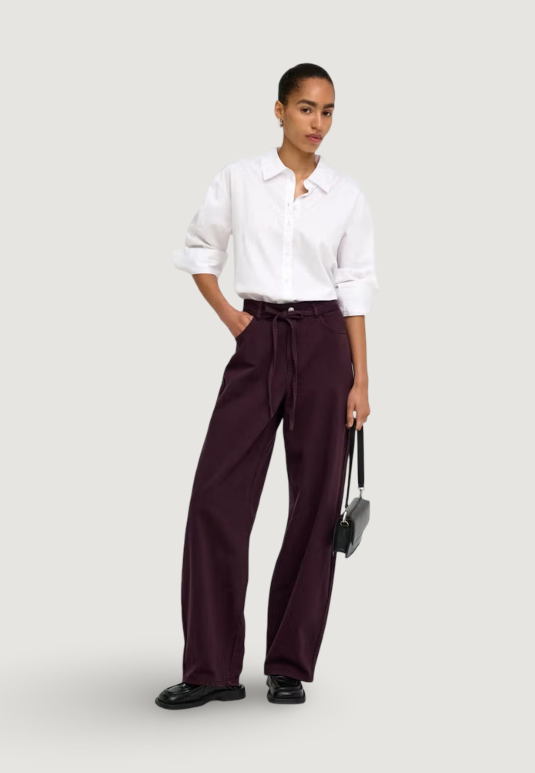 Jeans mom Only ONLGIANNA-SILLA MW ST BELT PANT PNT NOOS