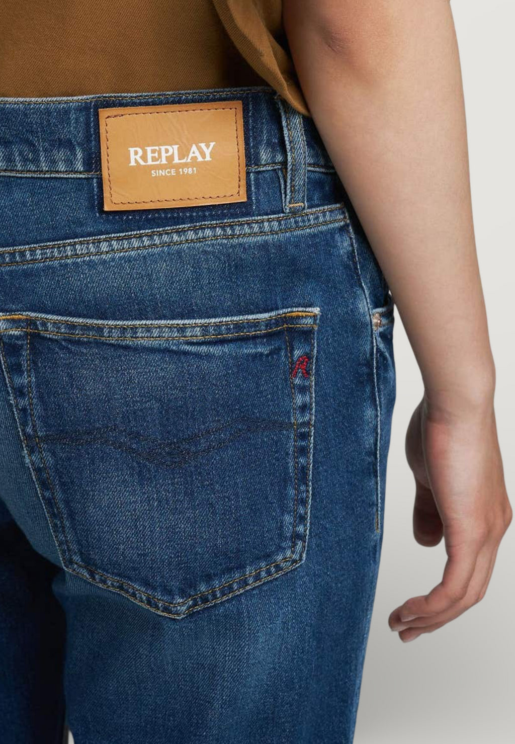 Jeans mom Replay AKEME STRAIGHT LOW WAIST