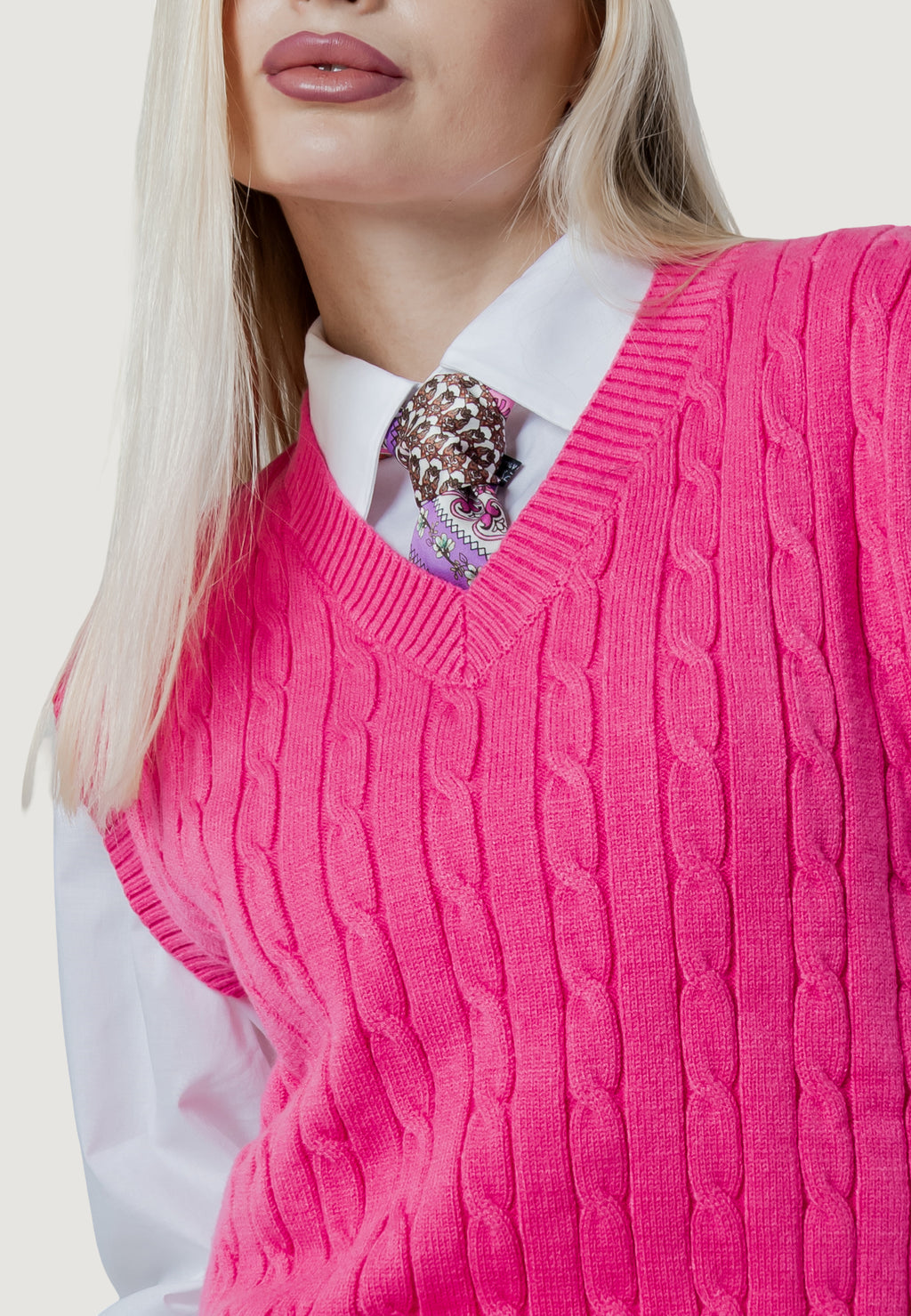 Vest sweater I am ortensia cable vest