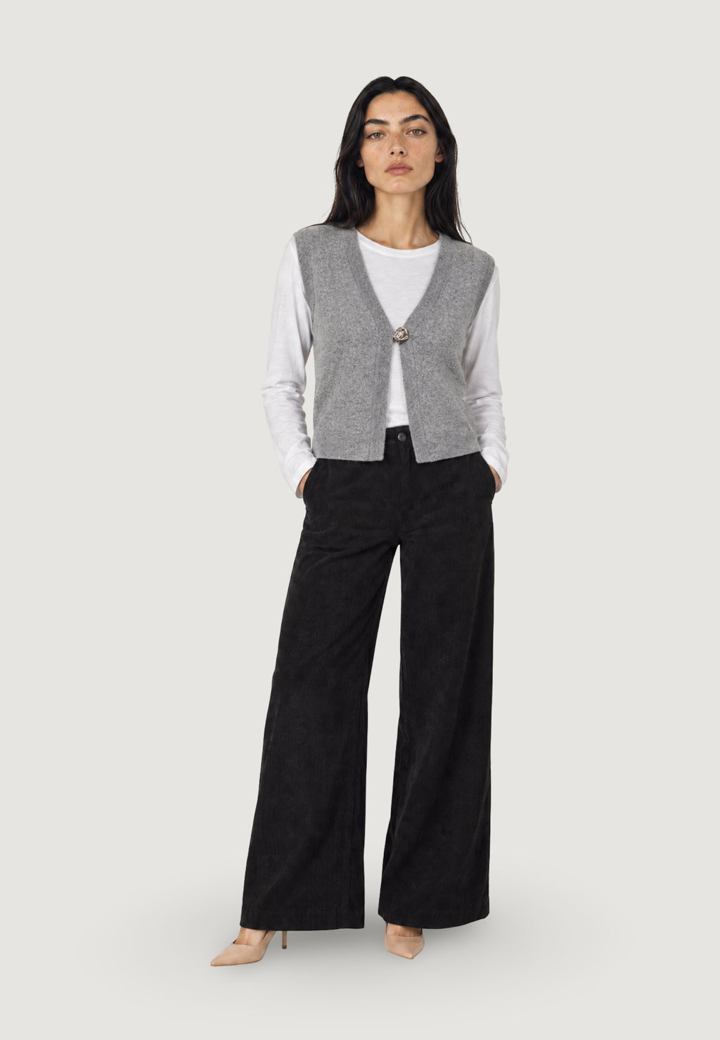 Vest sweater Jacqueline de Yong Jdybrilliant Life S/L Onebutton Vest Knt