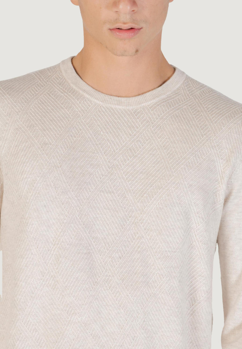 Maglia Guess JAMAAR CN STITCHED SWTR