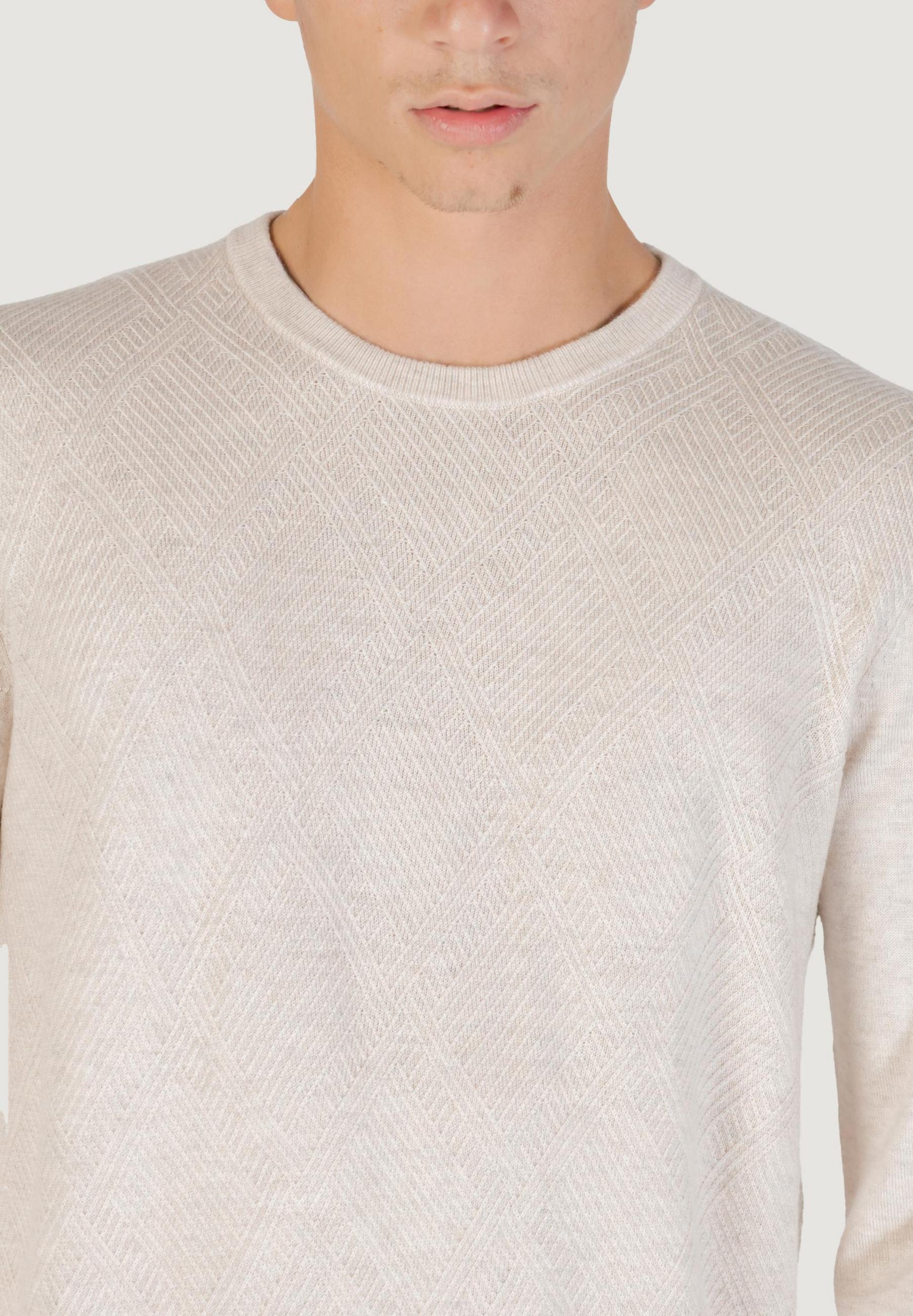 Maglia Guess JAMAAR CN STITCHED SWTR