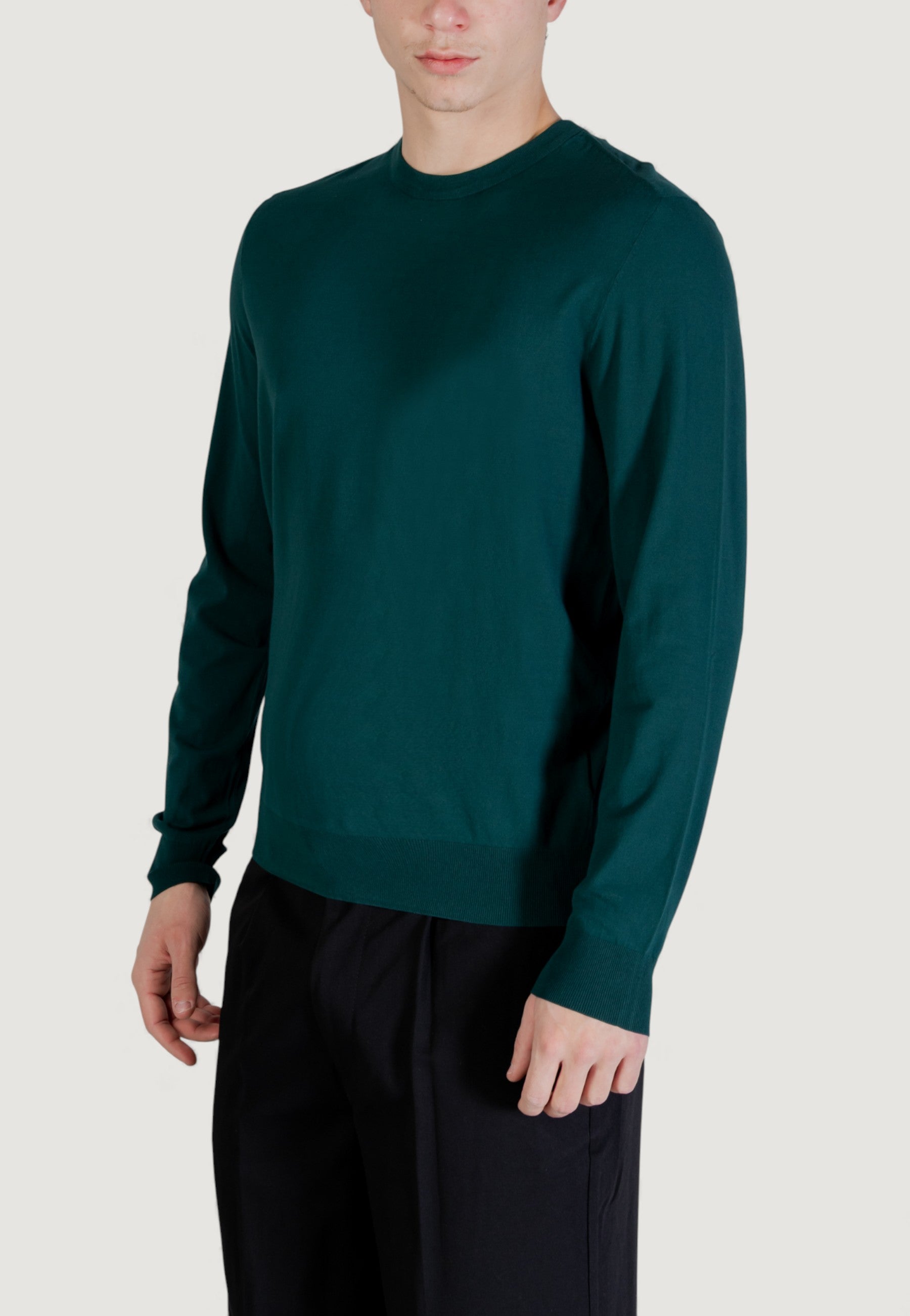 Maglia Guess KADIR TECH LS CN SWTR