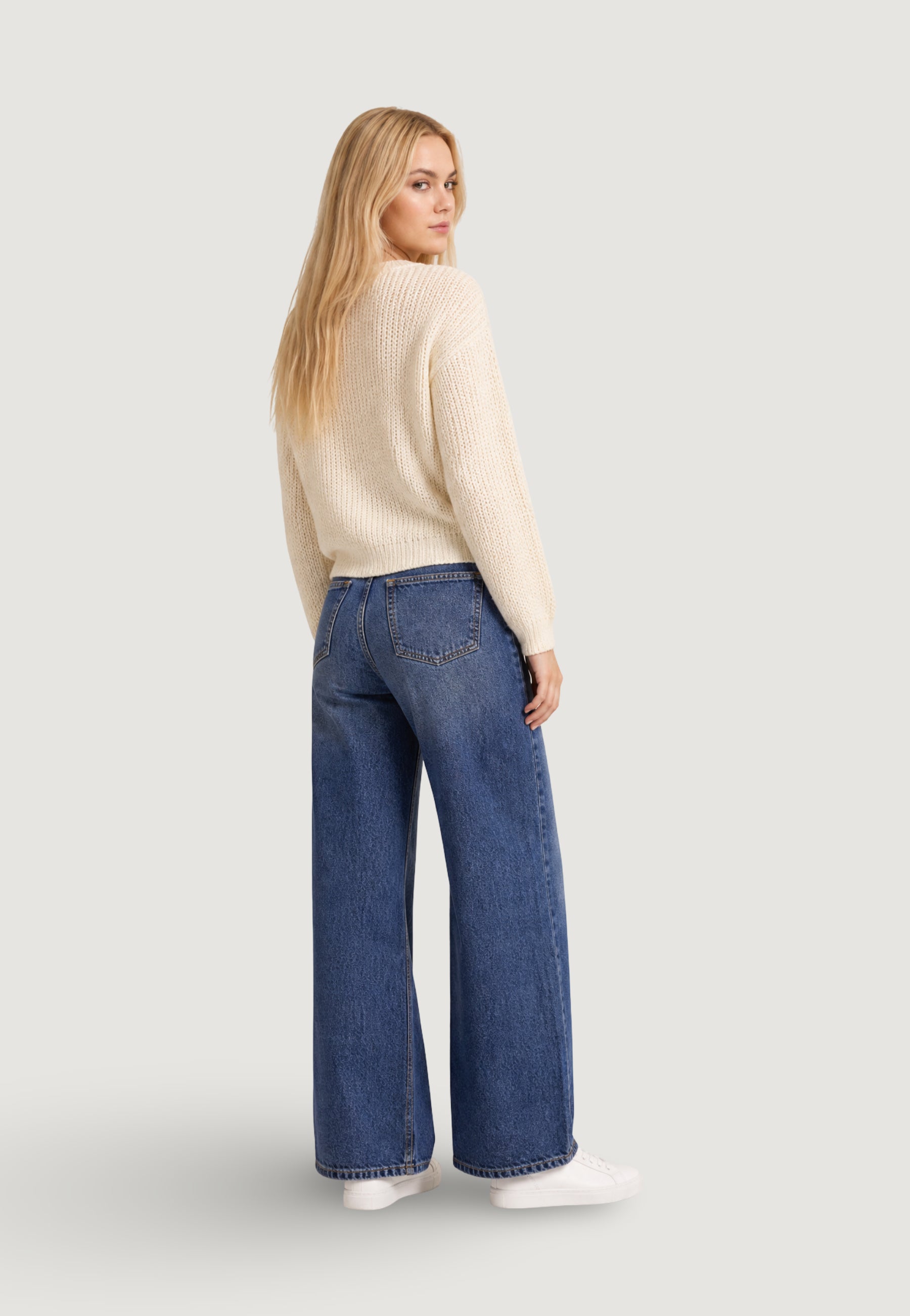 Maglione Jacqueline de Yong JDYBADUT L/S V-NECK STRUC GLITT PULL KNT