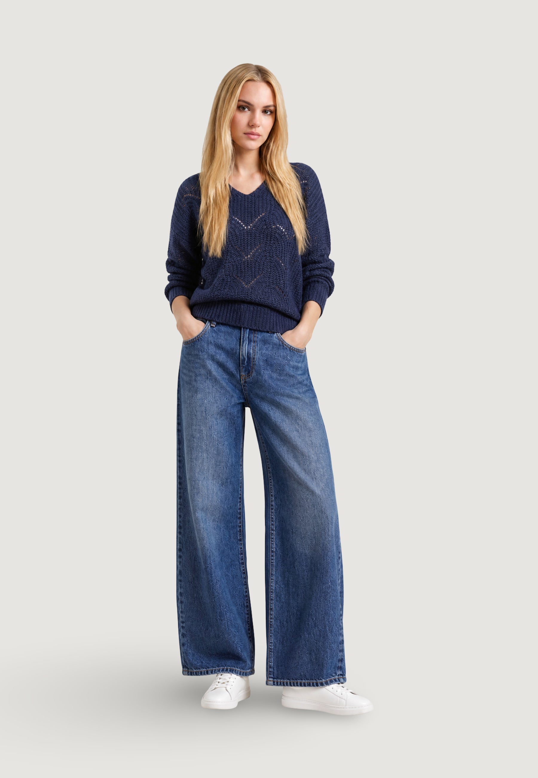 Pullover Jacqueline de Yong JDYBADUT L/S V-NECK STRUC GLITT PULL KNT