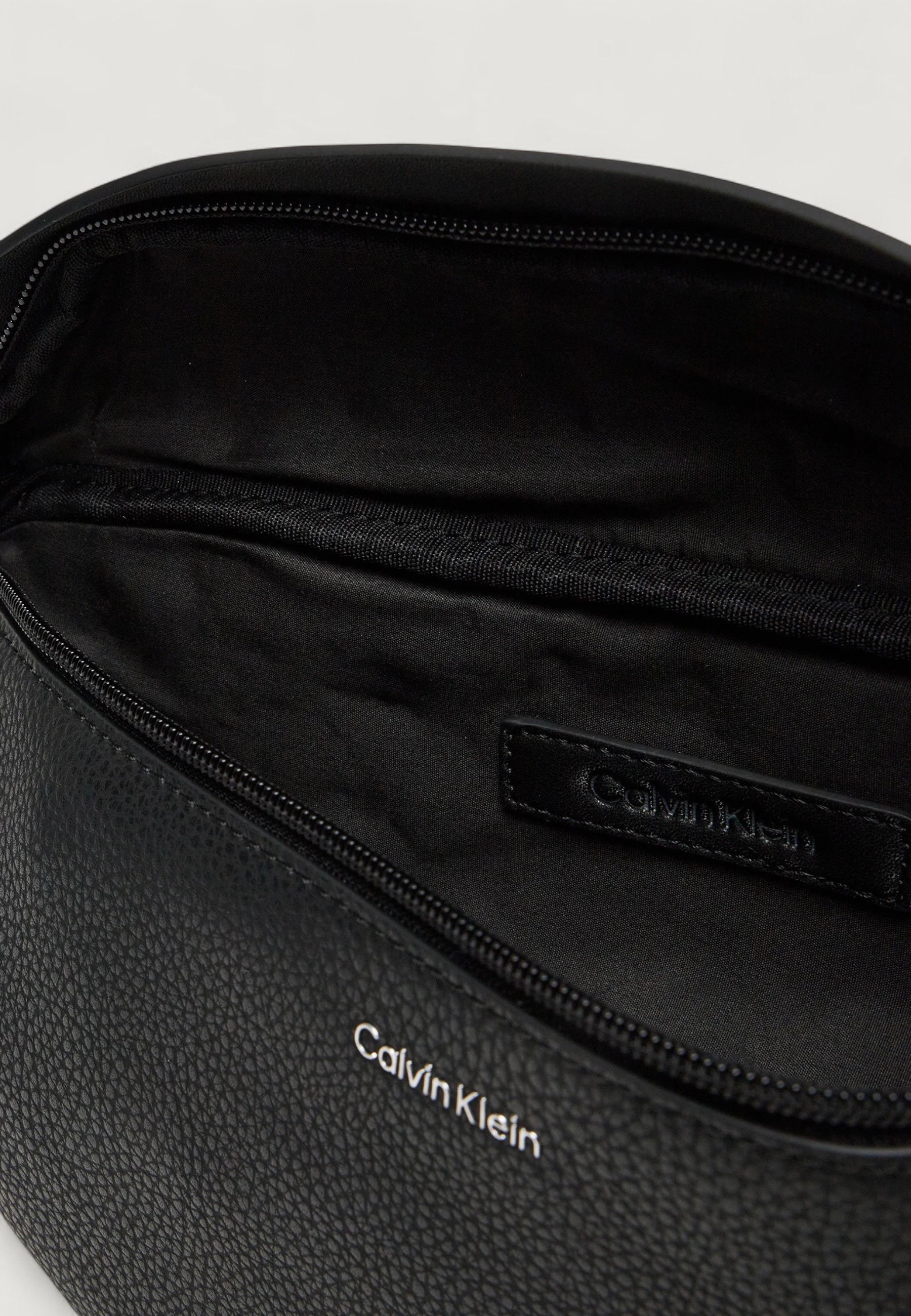 Waist bag Calvin Klein CK MUST WAISTBAG