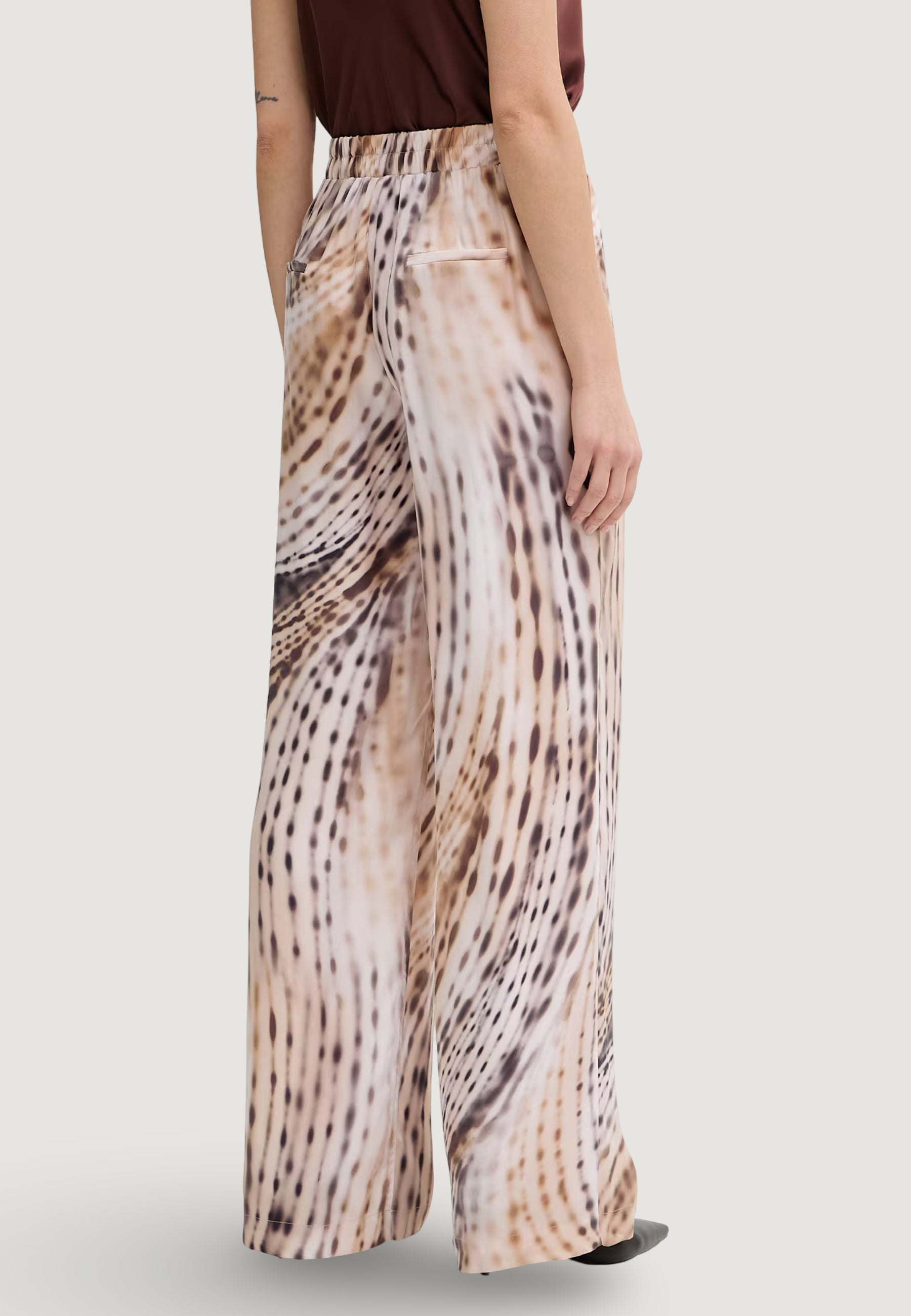 Pantaloni a palazzo Guess DALIA FLUID JOGGER PANT