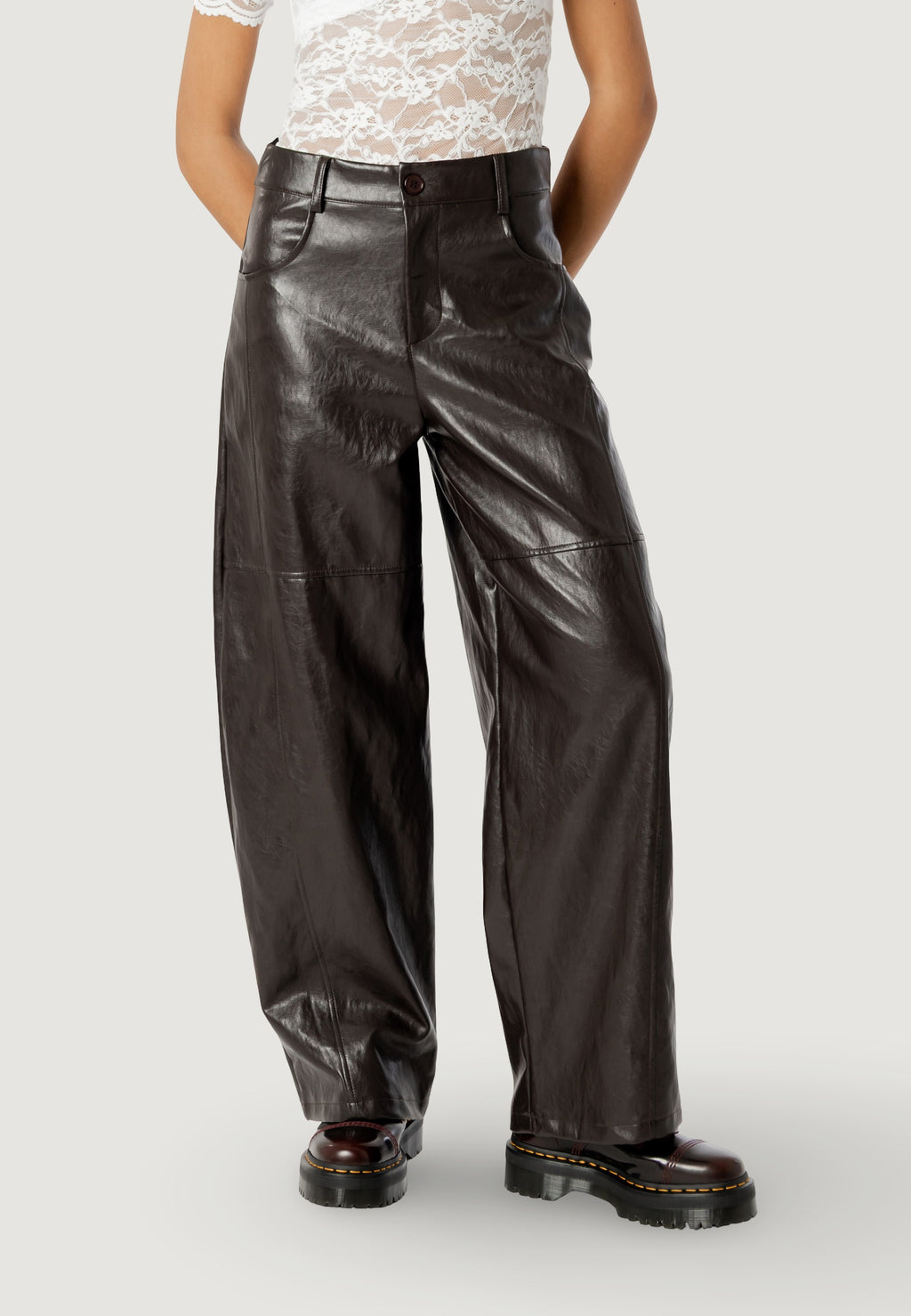Pantaloni a palazzo I am LOREDANA FAUX LEATHER BARREL