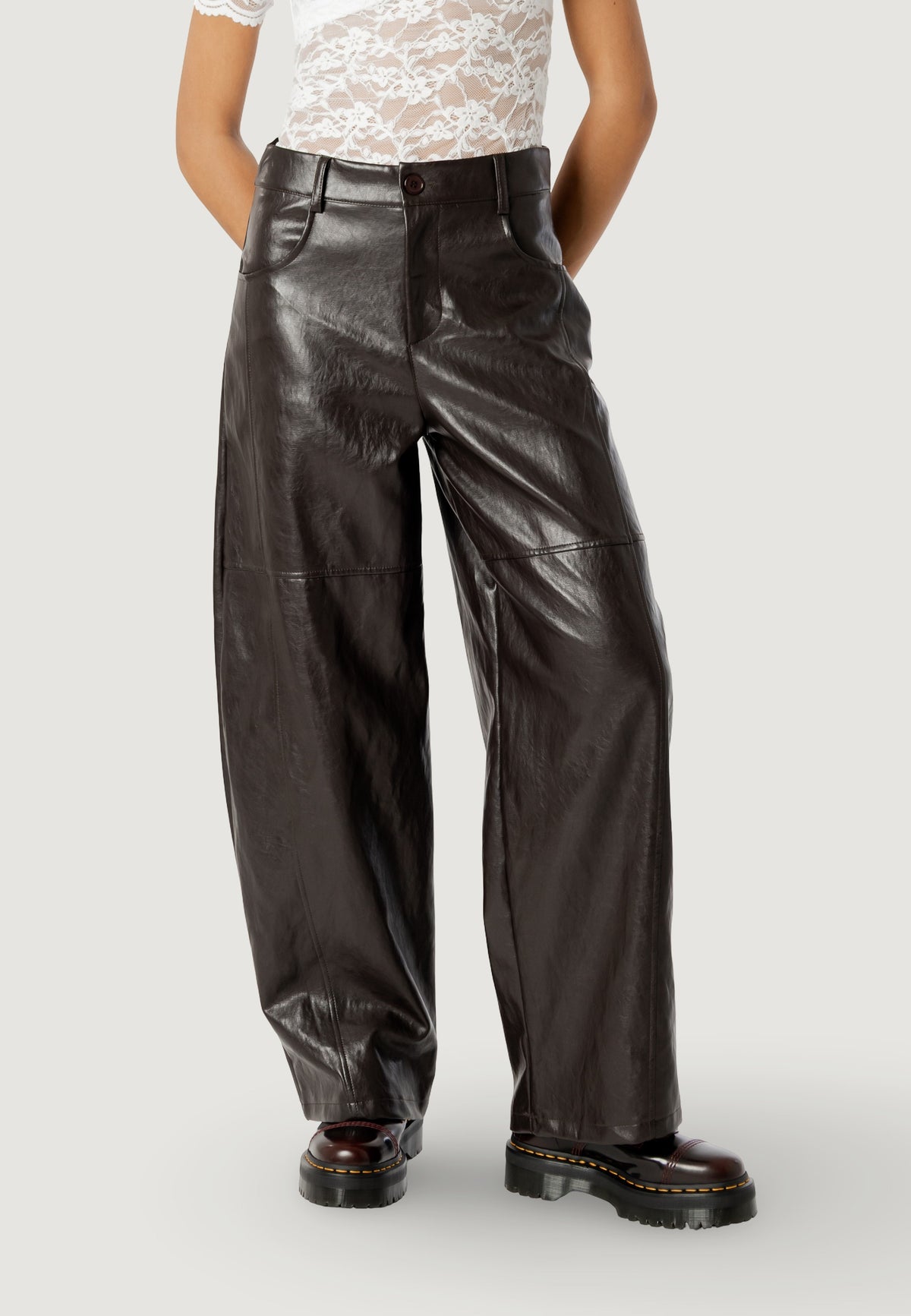 Pantaloni a palazzo I am LOREDANA FAUX LEATHER BARREL