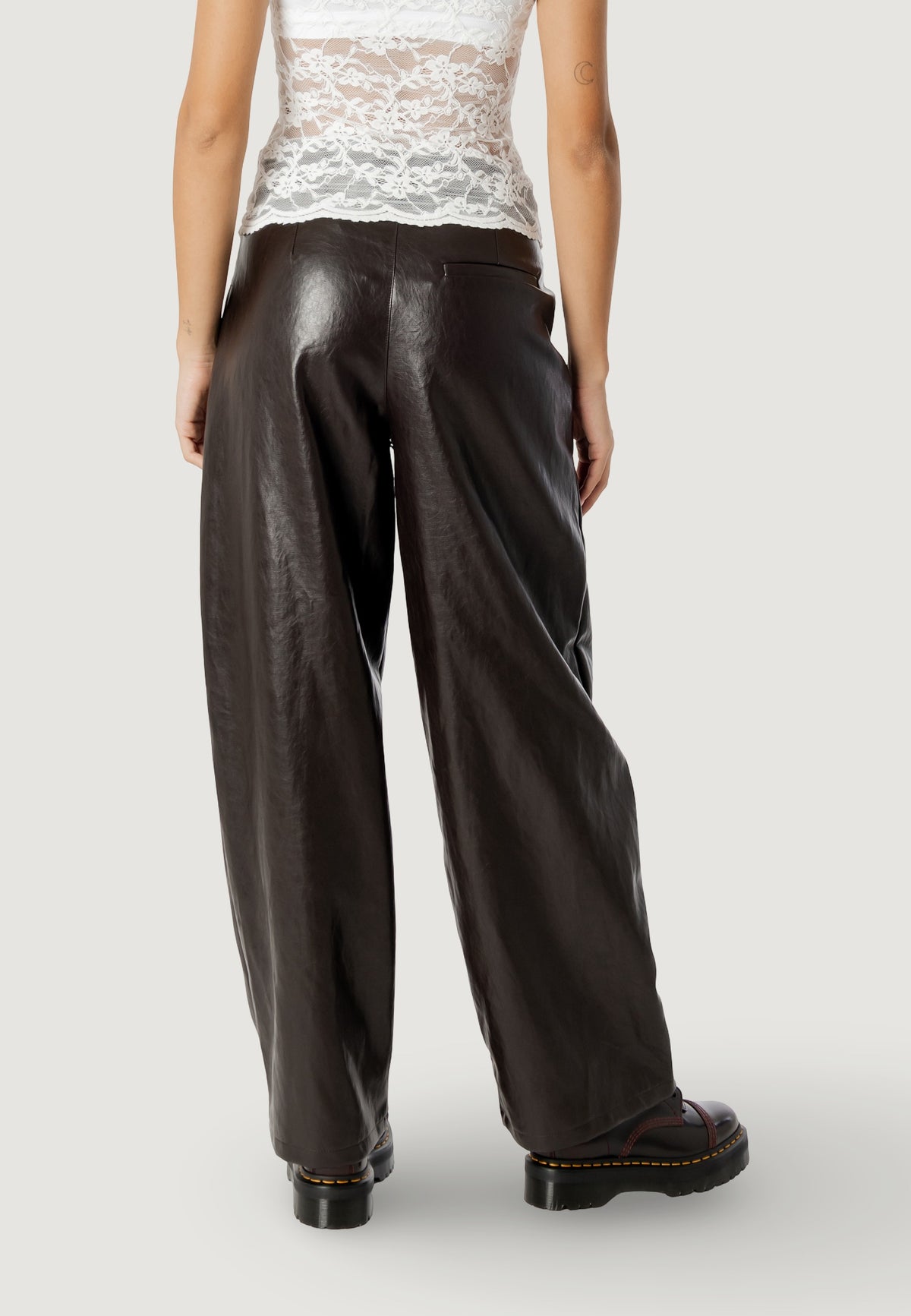 Pantaloni a palazzo I am LOREDANA FAUX LEATHER BARREL