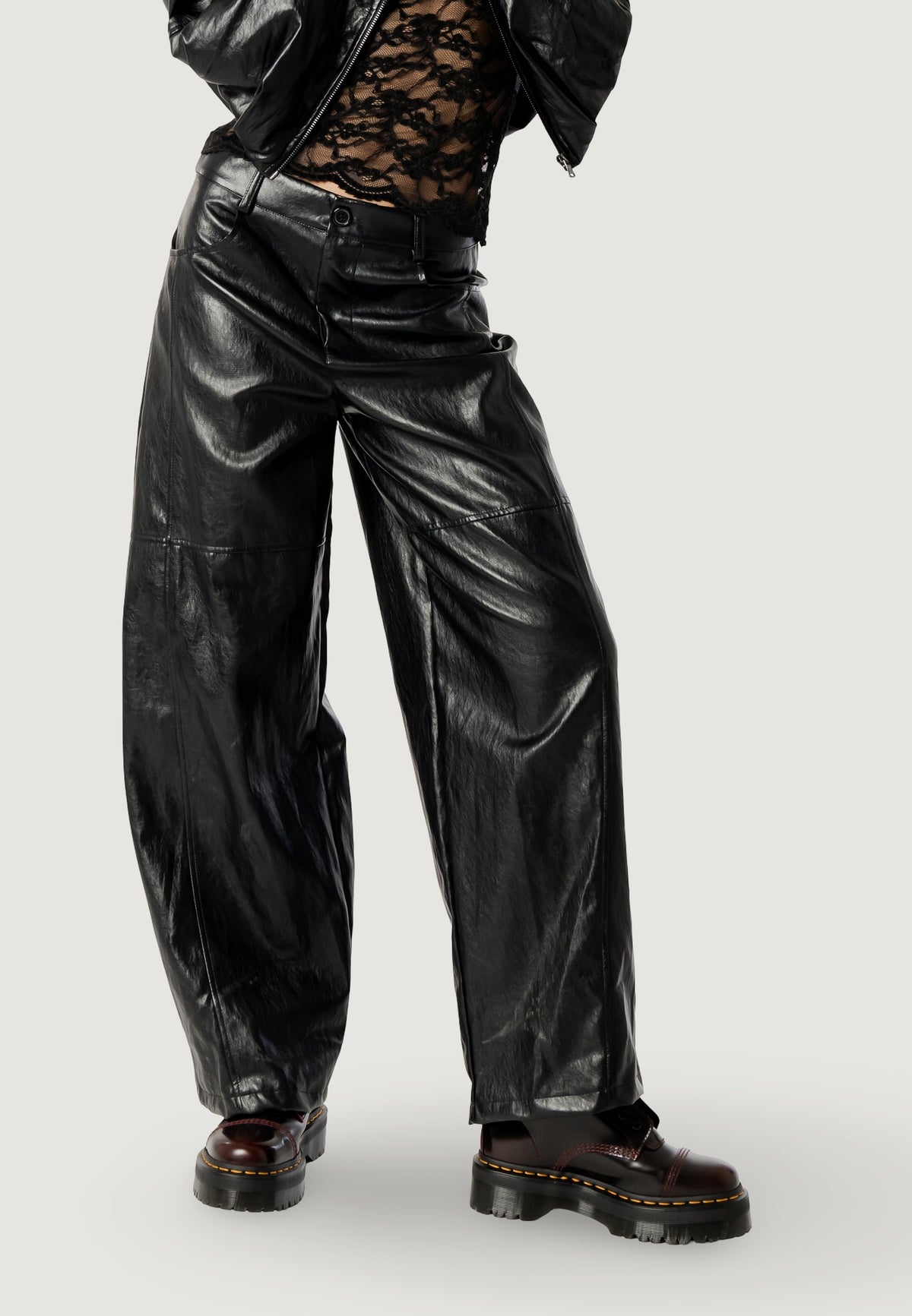 Pantaloni a palazzo I am LOREDANA FAUX LEATHER BARREL