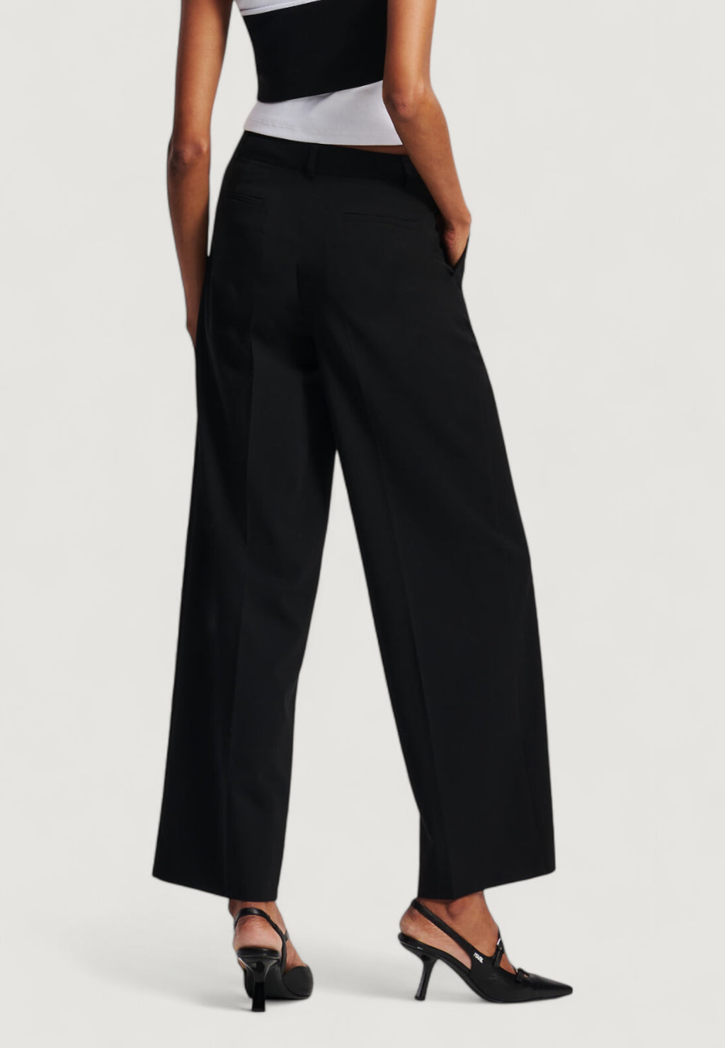 Pantaloni a palazzo Karl Lagerfeld Jeans KLJ TAILORED PANT