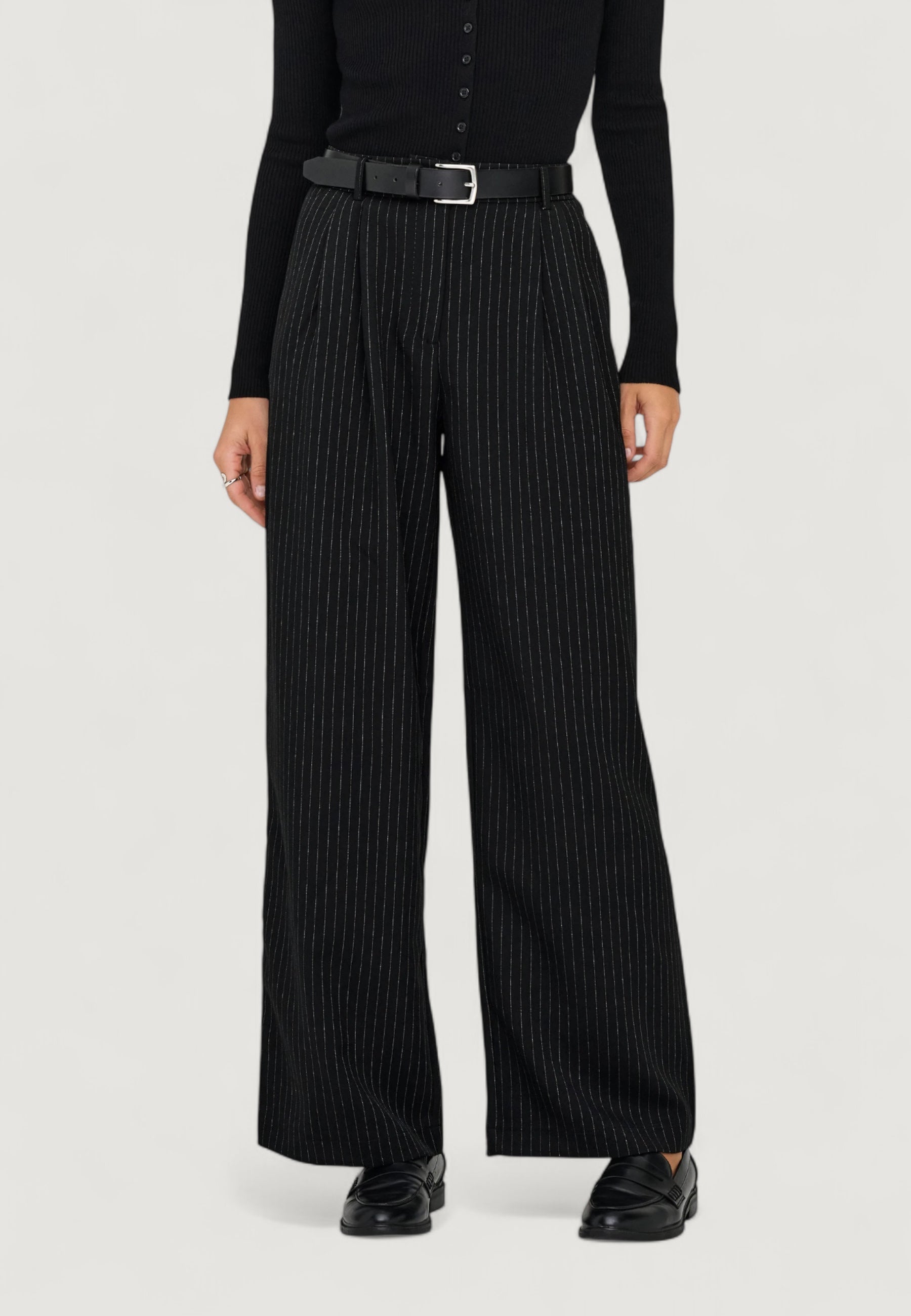 Pantaloni a palazzo Only ONLREINA HW PLEAT STR PINS PANT TLR NOOS