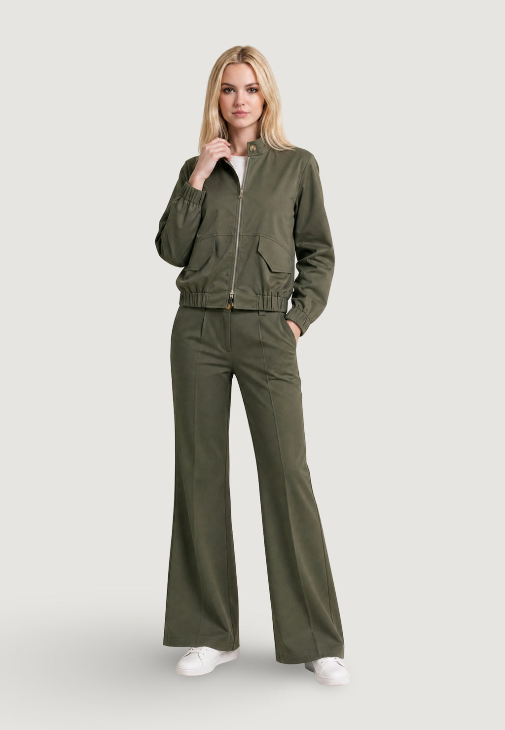 Pantaloni bootcut I am Pantaloni Bottoni