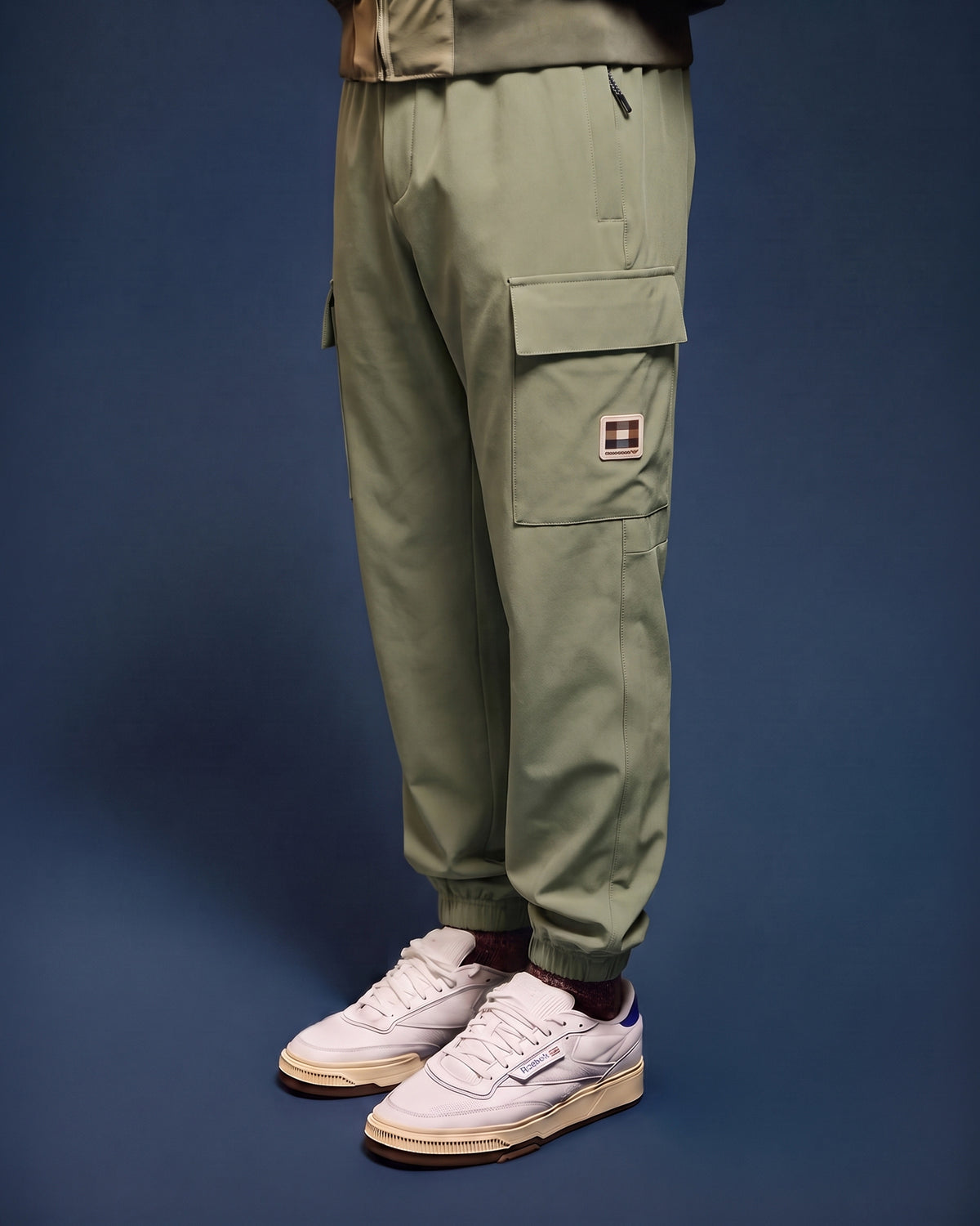 Pantaloni regular / comfort Aquascutum Active FLEX-N CARGO PANT