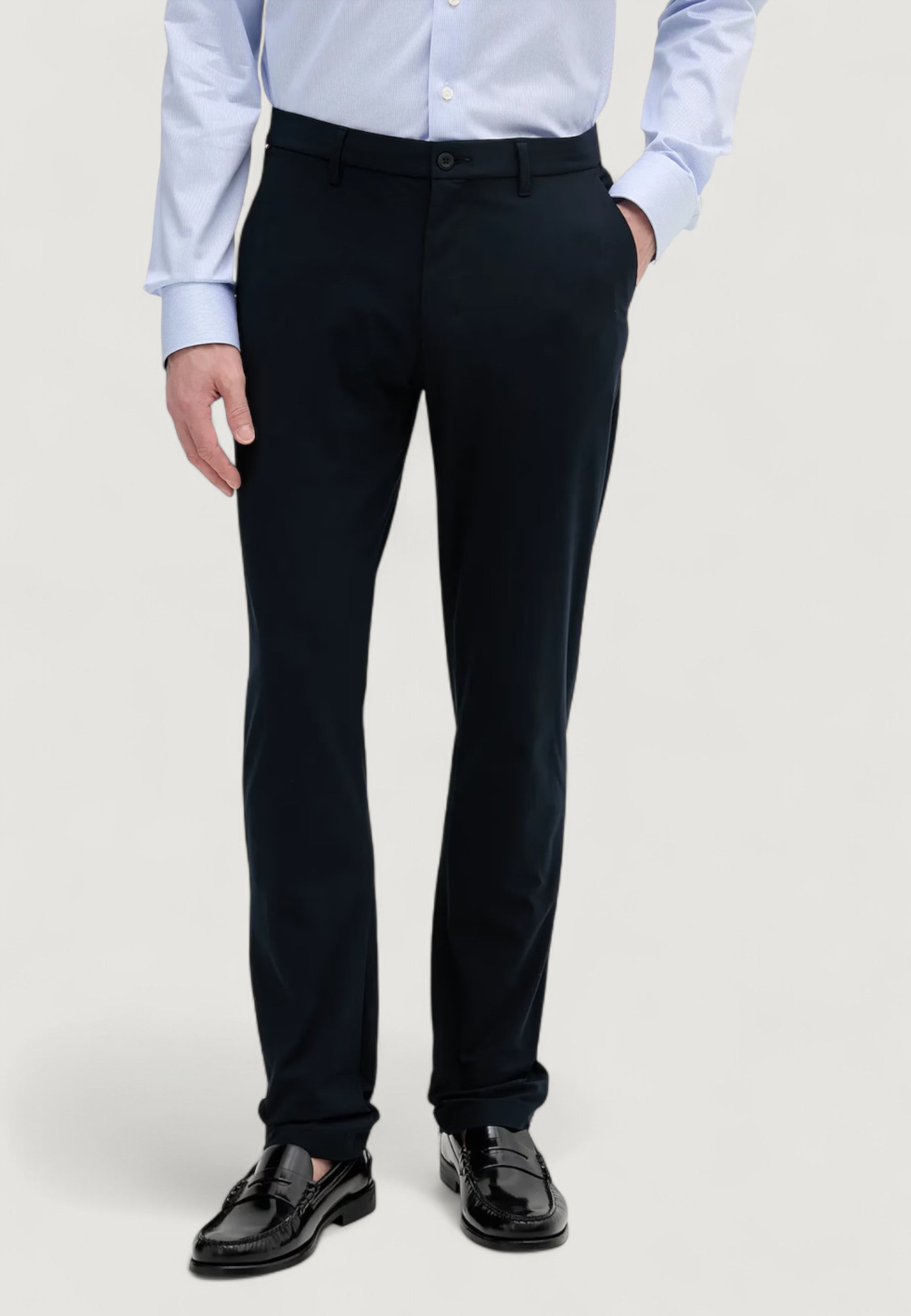 Trousers Tommy Hilfiger DENTON KNIT TECH CHI