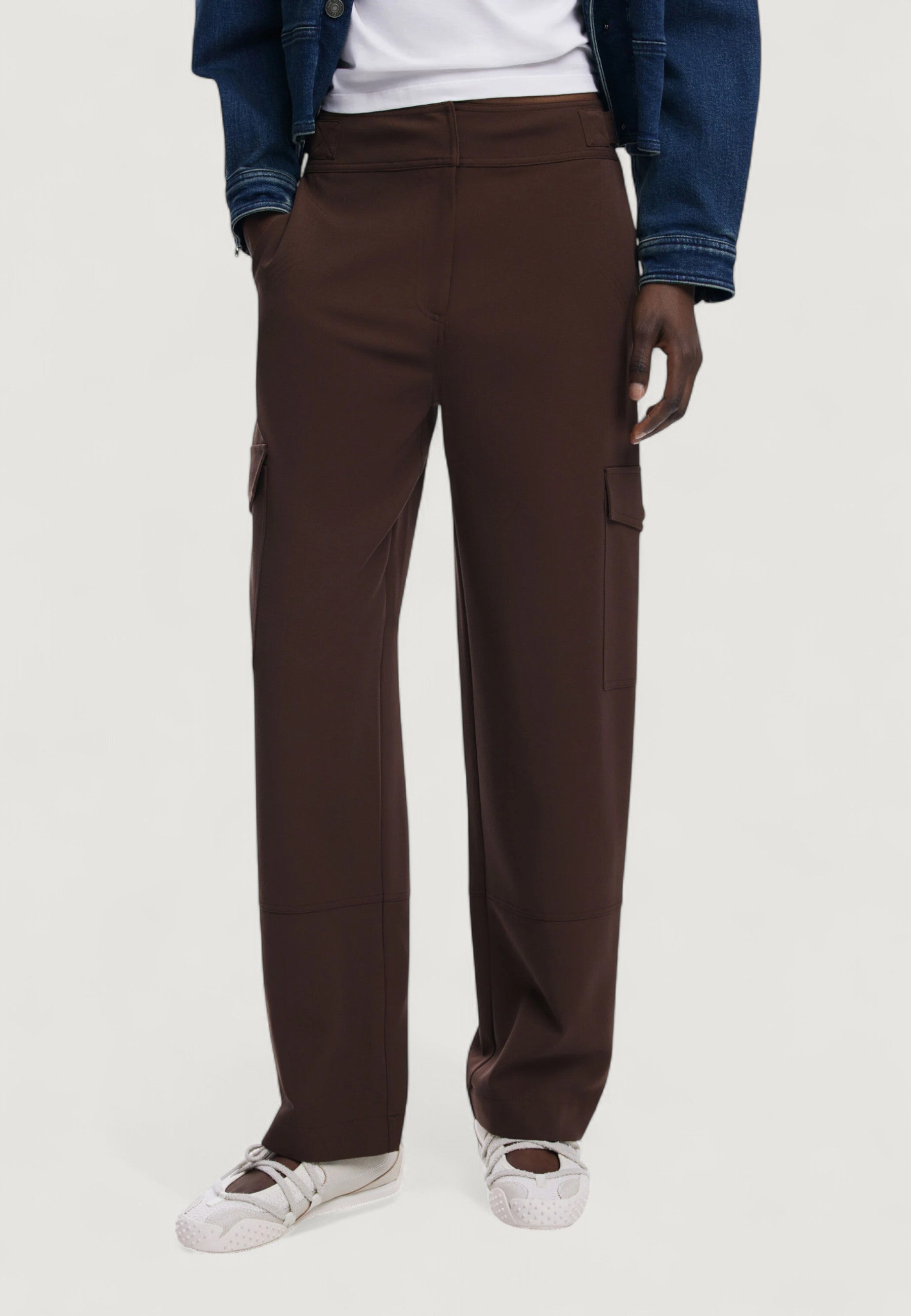 Pantaloni regular Desigual PANT_SAGUN