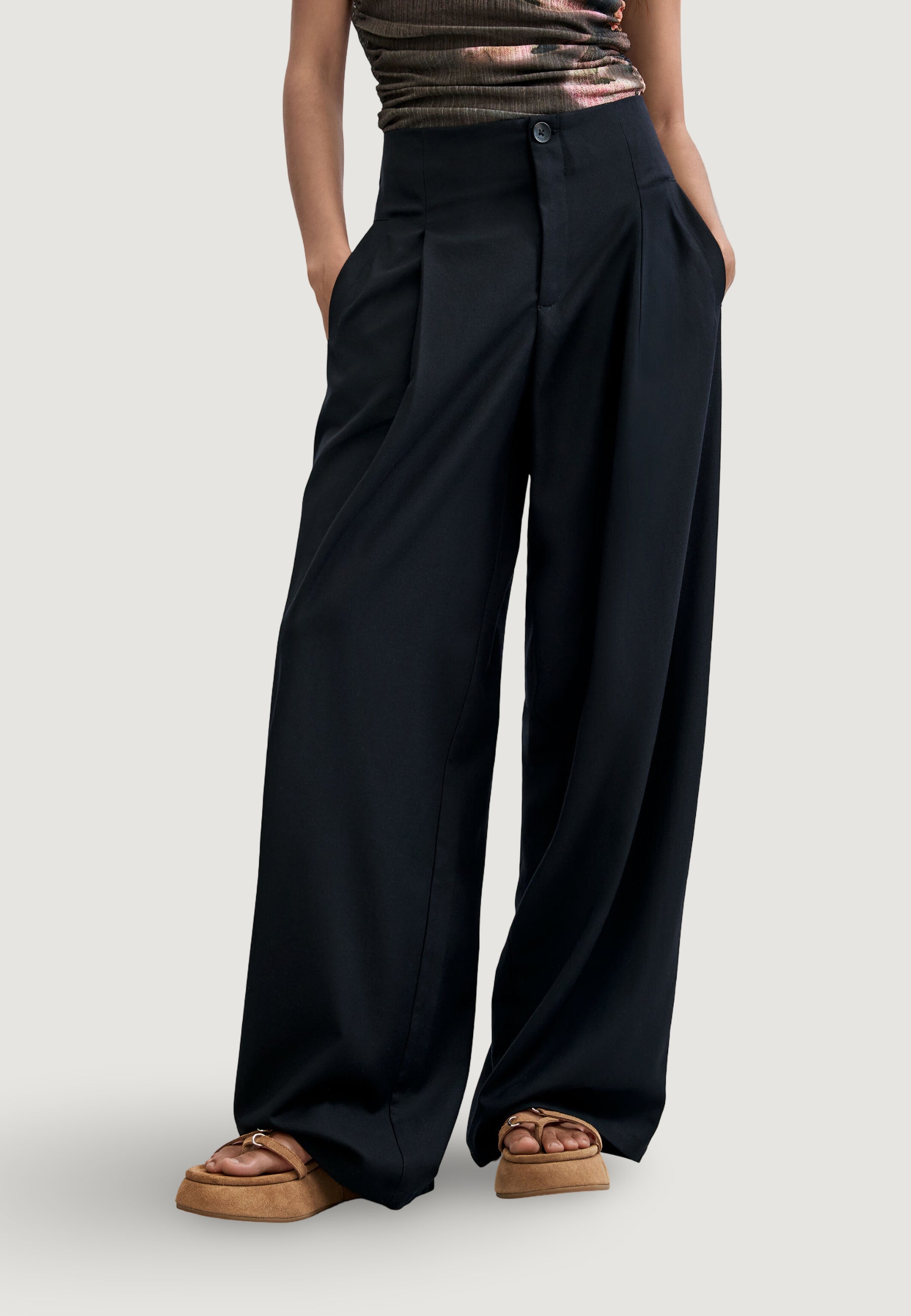 Pantaloni regular Desigual PANT_LUCIA