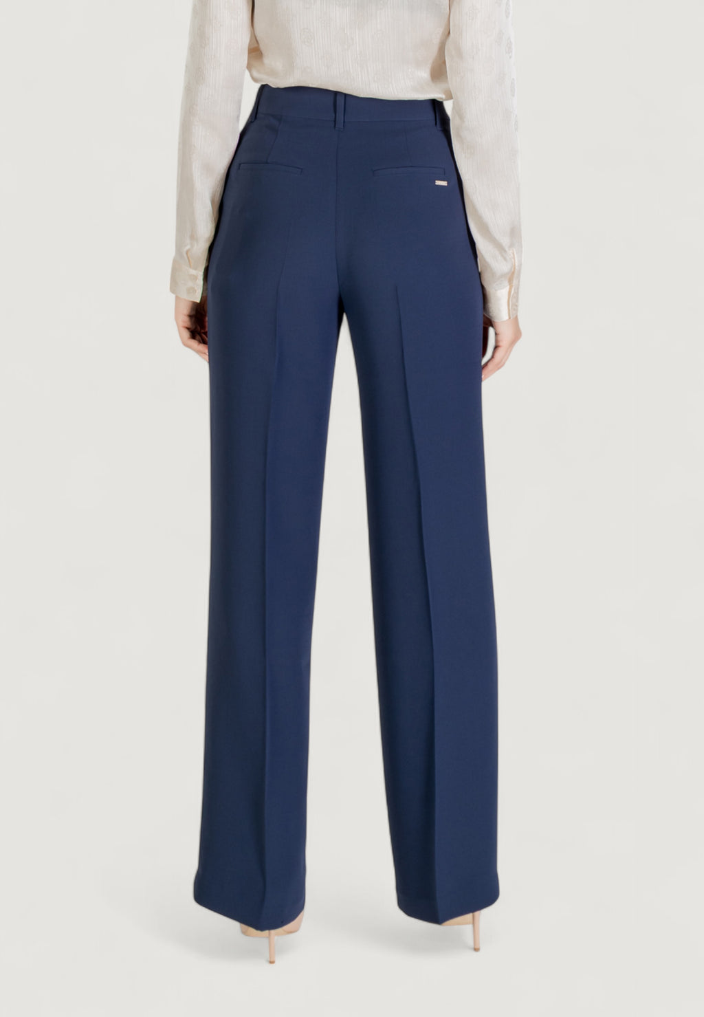 Pantaloni regular Guess THEOLINE PERFECT PANT