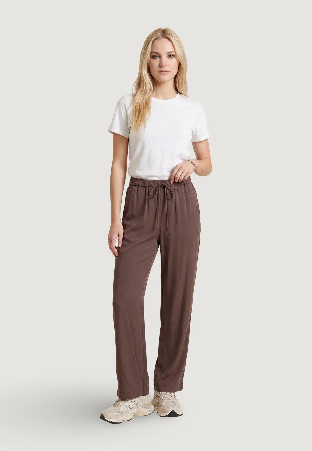 Regular trousers Only Onlmadeli Oaklyn Long Pull Up Wvn