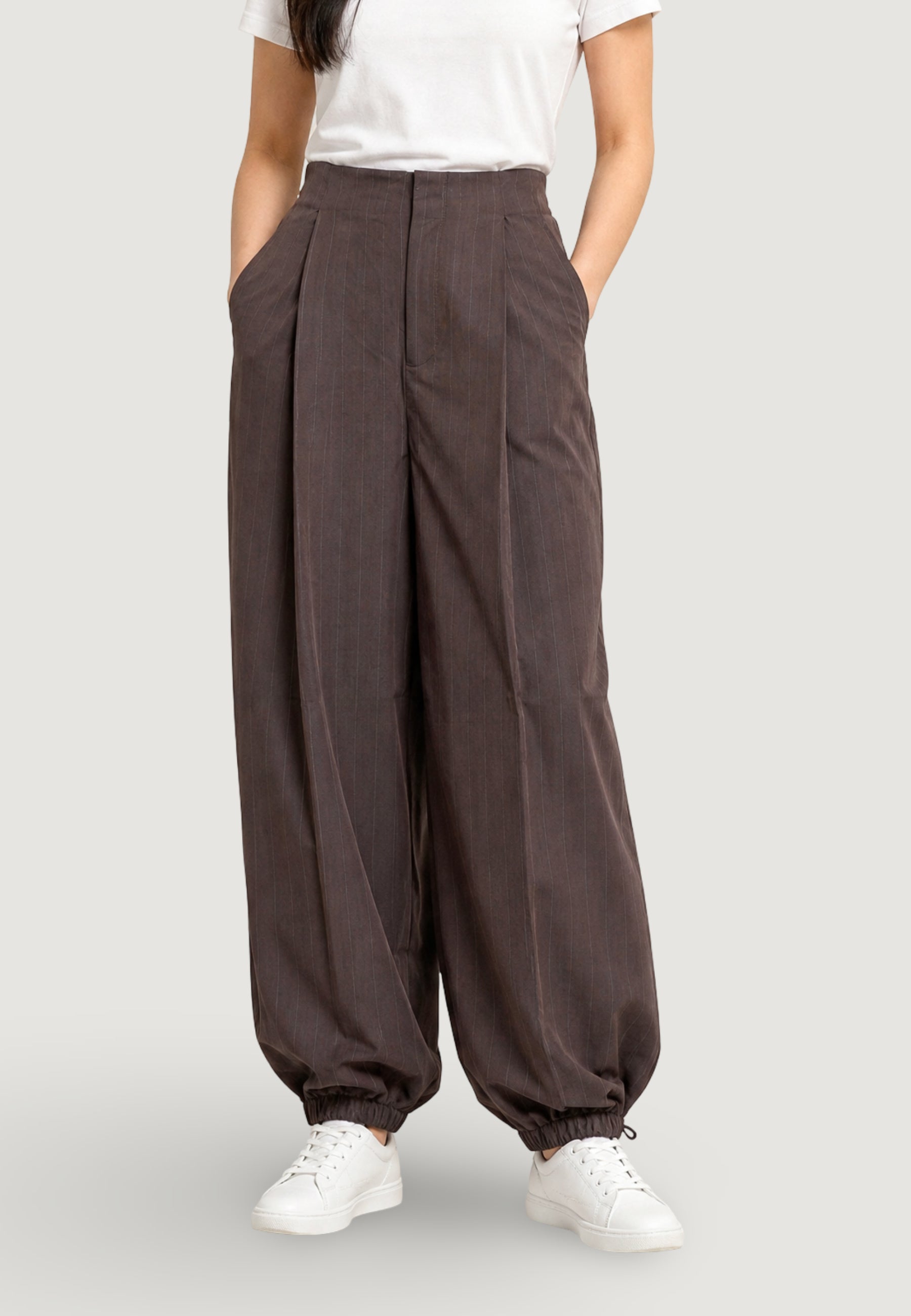 Pantaloni regular Only Onlrumba-Alden Mw Pinst Balloon Pant Tlr
