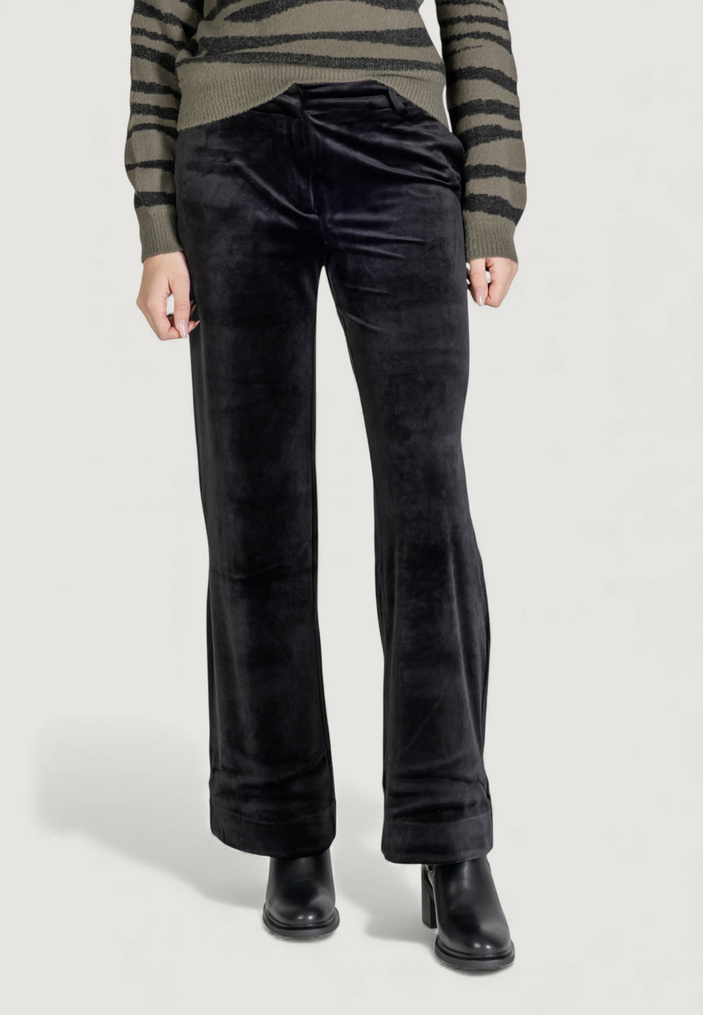 Regular trousers Only Onlkayle-Elsy Straight Velvet Pant Tlr