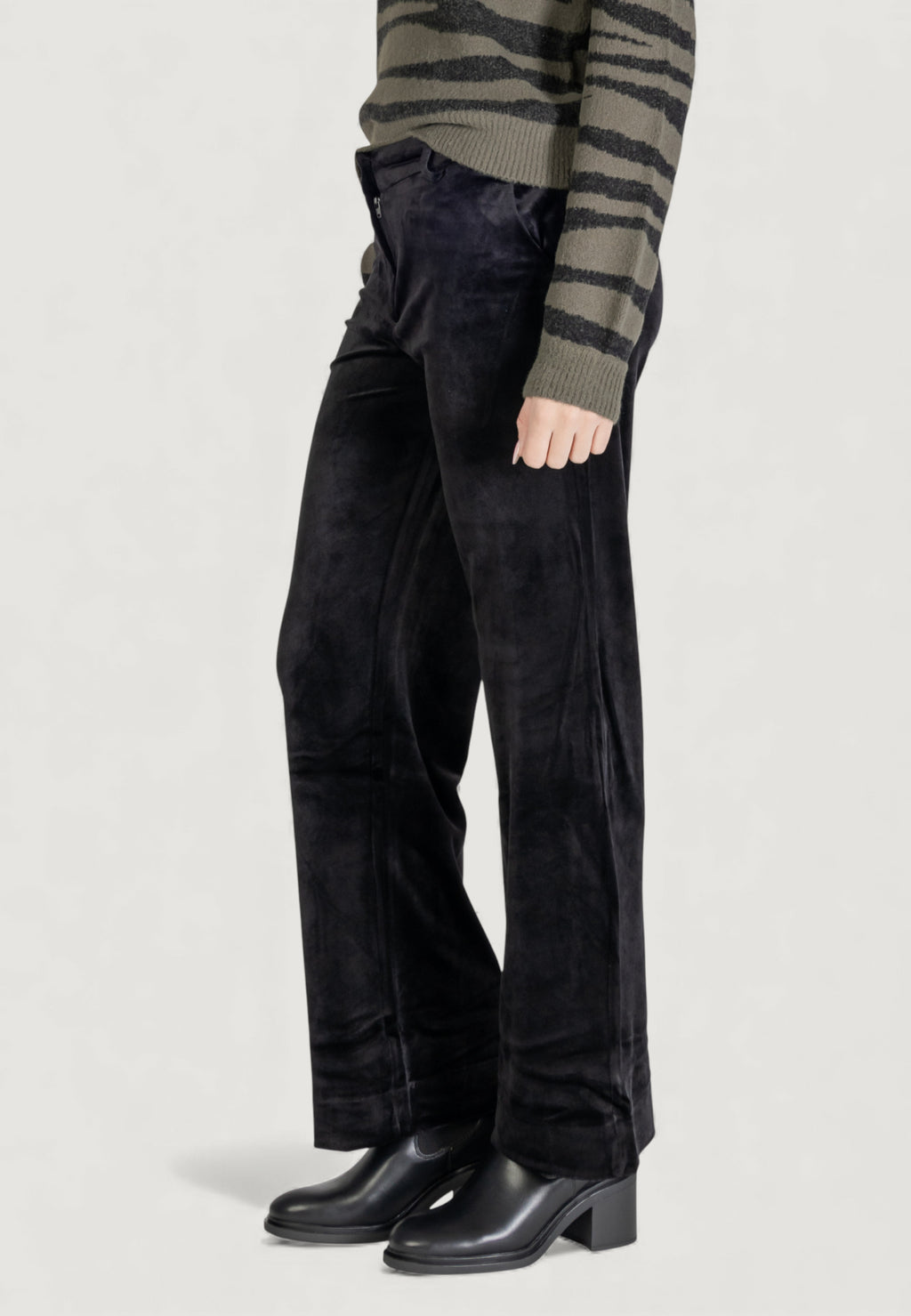 Regular trousers Only Onlkayle-Elsy Straight Velvet Pant Tlr