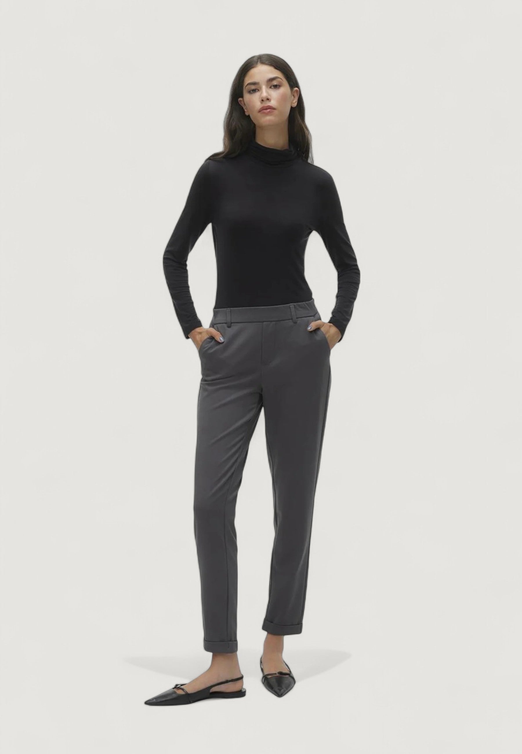 Pantaloni regular Vero Moda VMMAYA MW LOOSE SOLID PANT NOOS