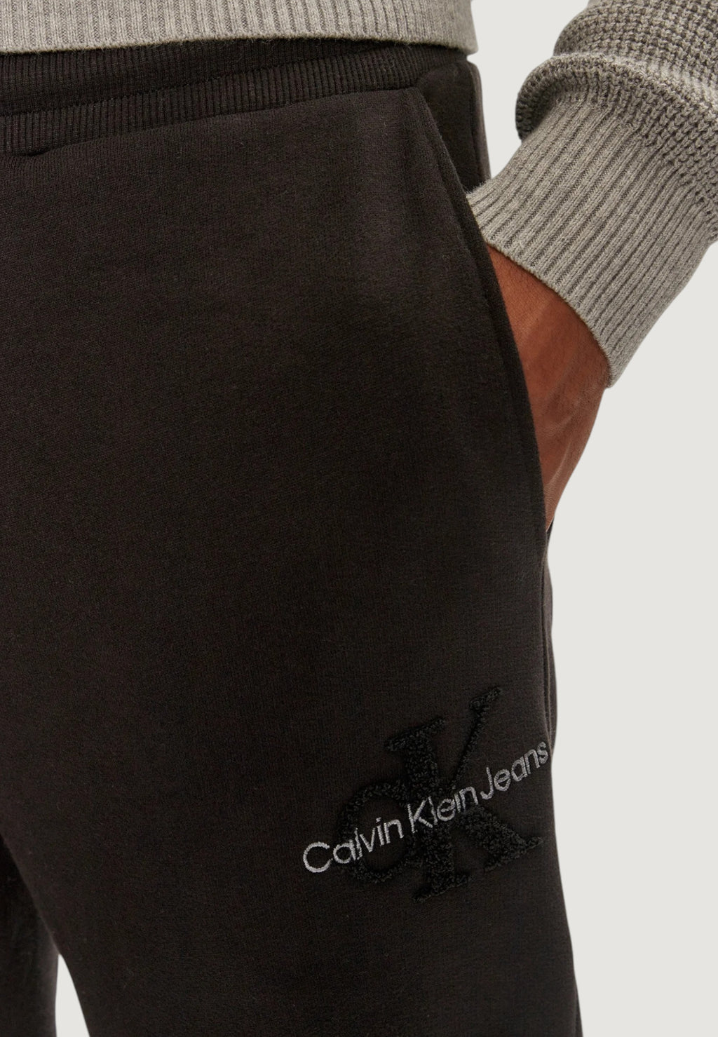 Pantaloni sportivi Calvin Klein Jeans CHENILLE MONOLOGO SW