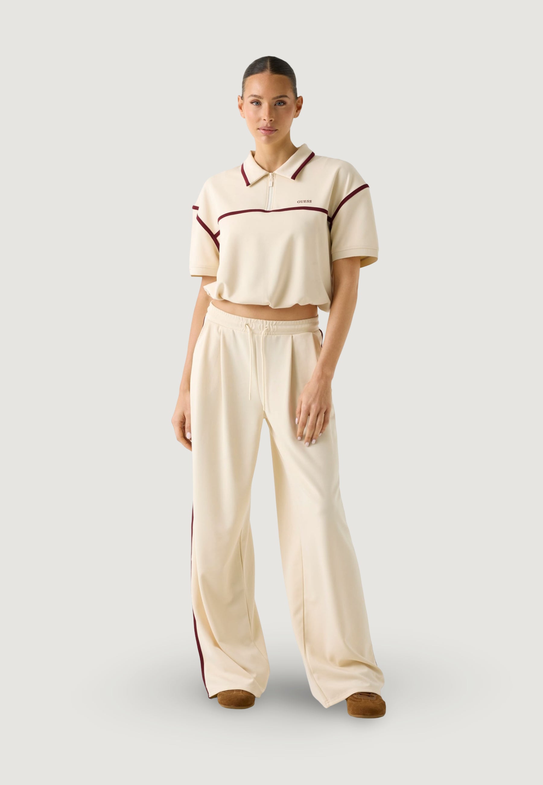 Pantaloni sportivi Guess Active JASMINE WIDE LEG PANT