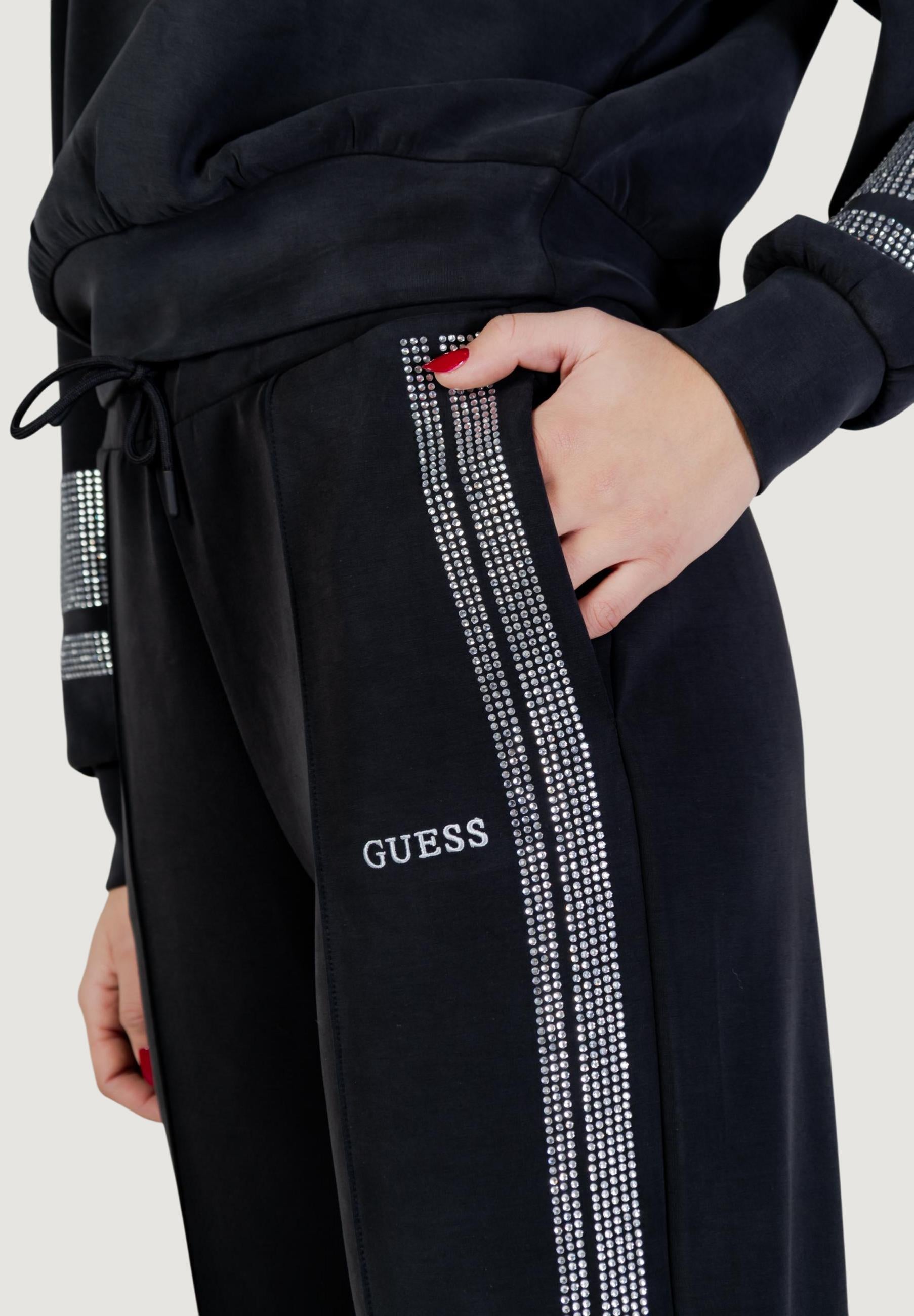 Pantaloni sportivi Guess Active BERTHE CUFFED JOGGER