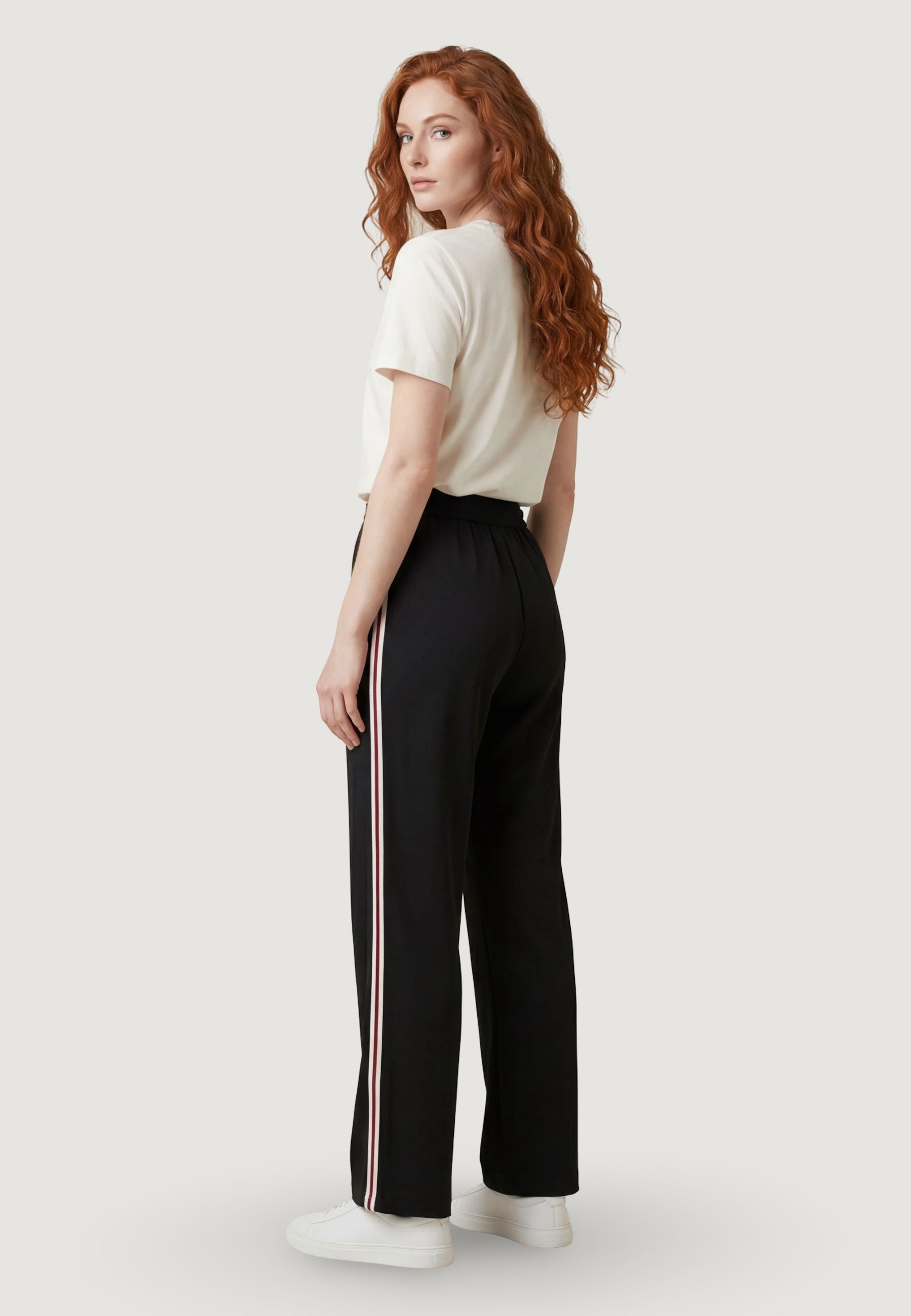 Joggers Guess Active CIRCE STRAIGHT LEG PANT