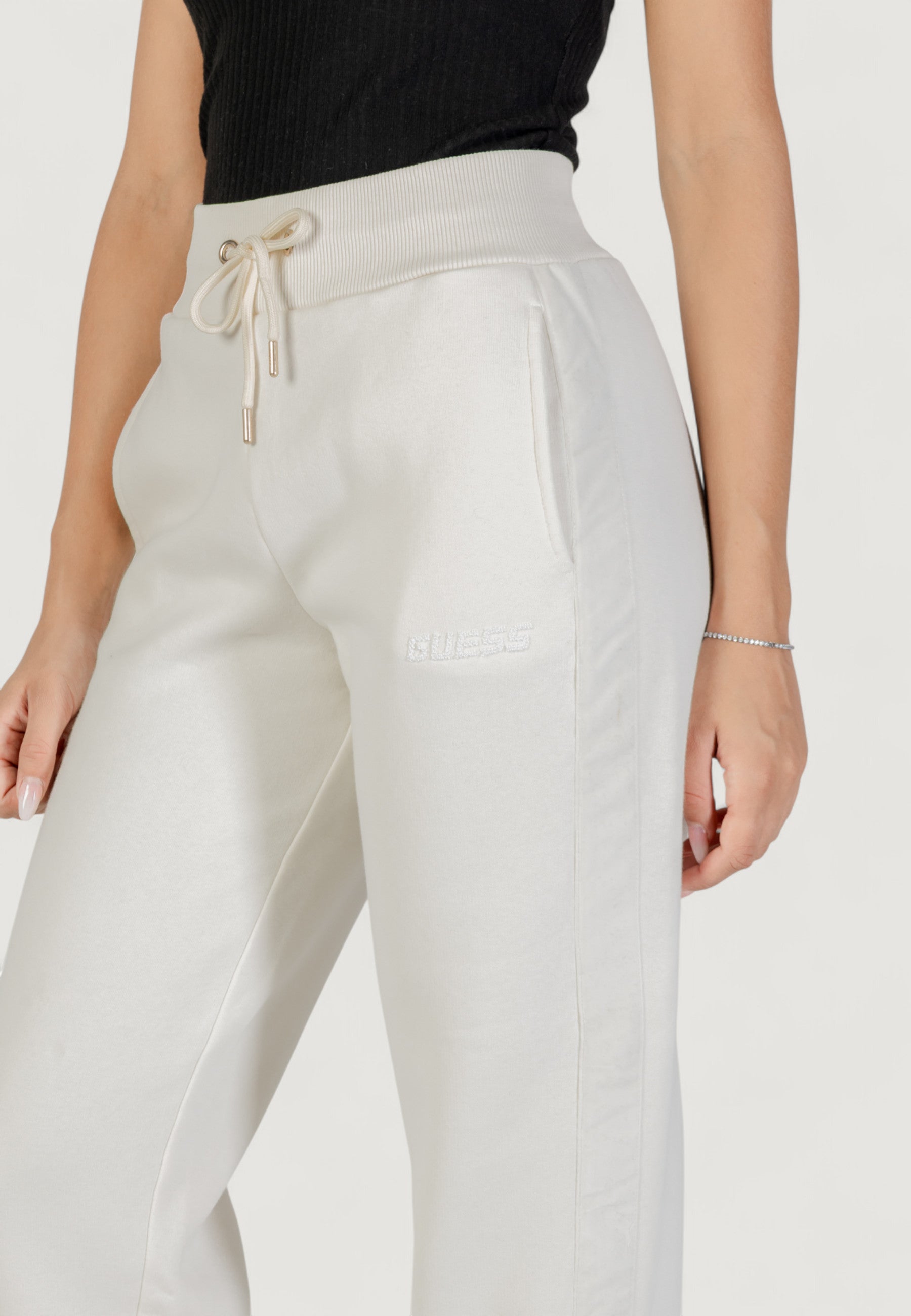 Pantaloni sportivi Guess Active AELIA JOGGER