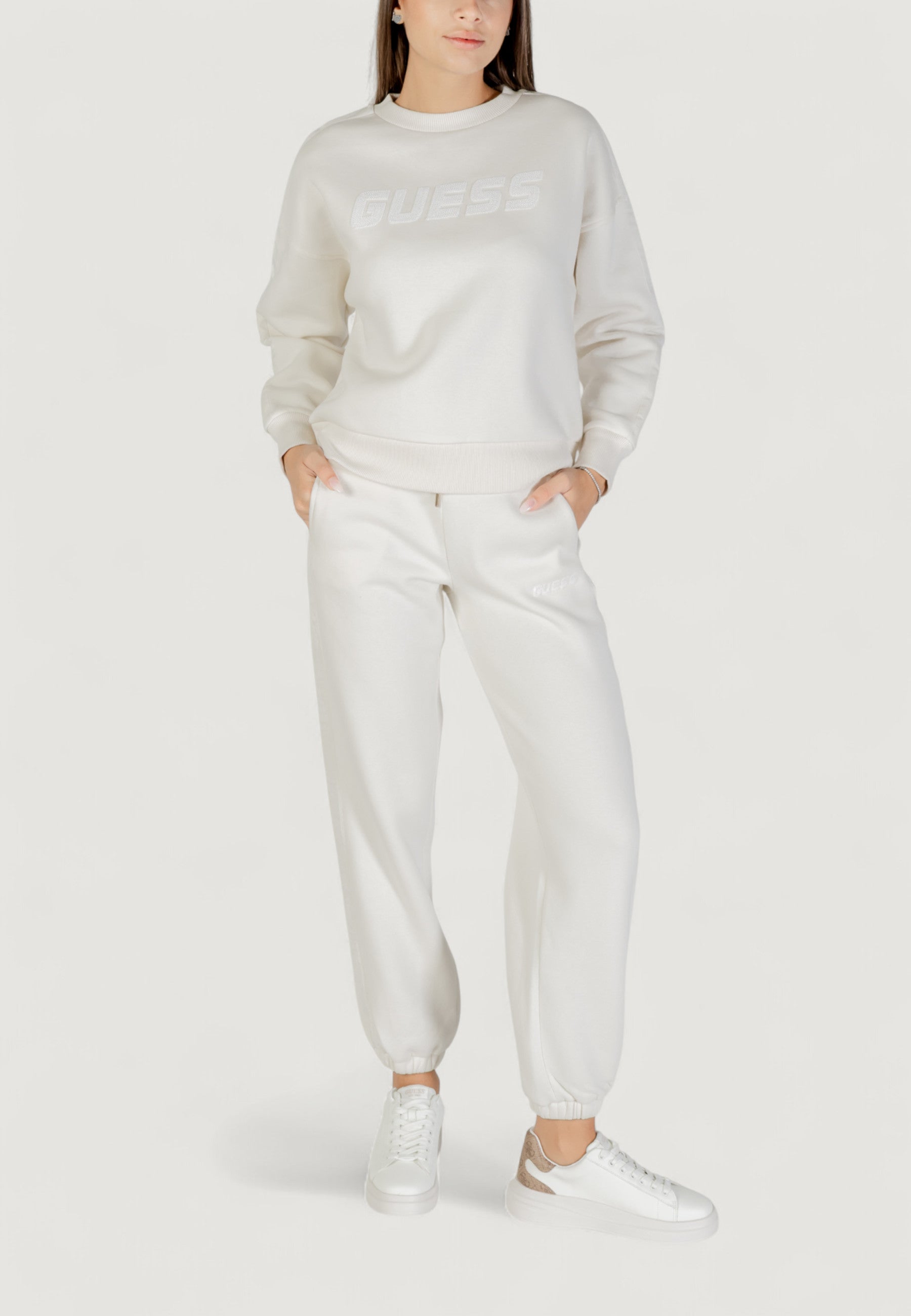 Pantaloni sportivi Guess Active AELIA JOGGER