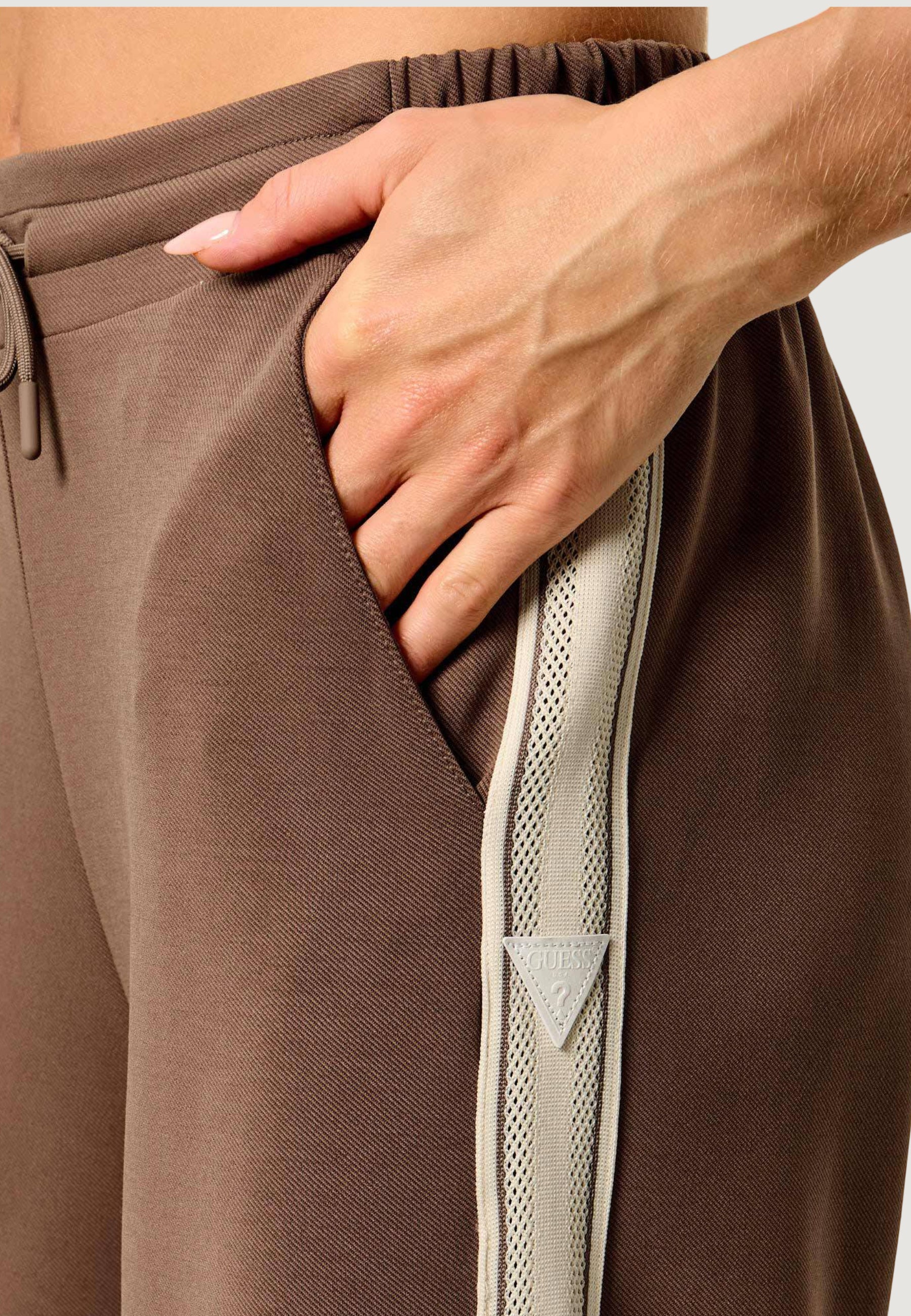 Joggers Guess MEROPE WIDE LEG PANT