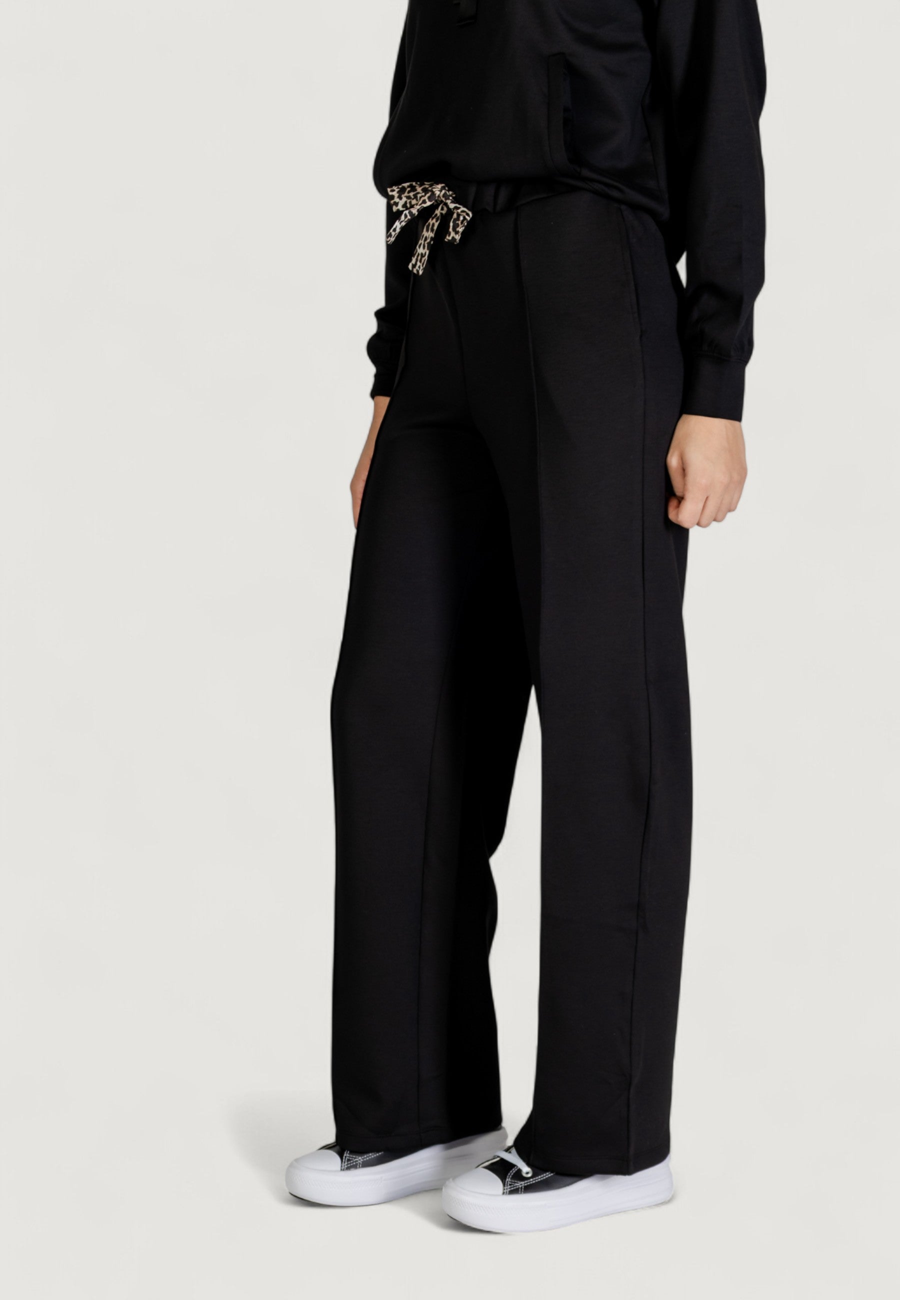 Pantaloni sportivi Only Onlalina Life Leo String Pant Swt