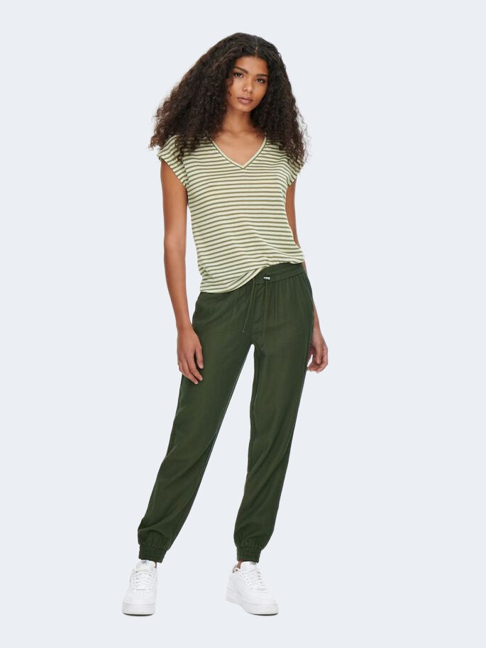 Pantaloni regular Only KELDA-EMERY MW PULL-UP PANTS PNT NOOS