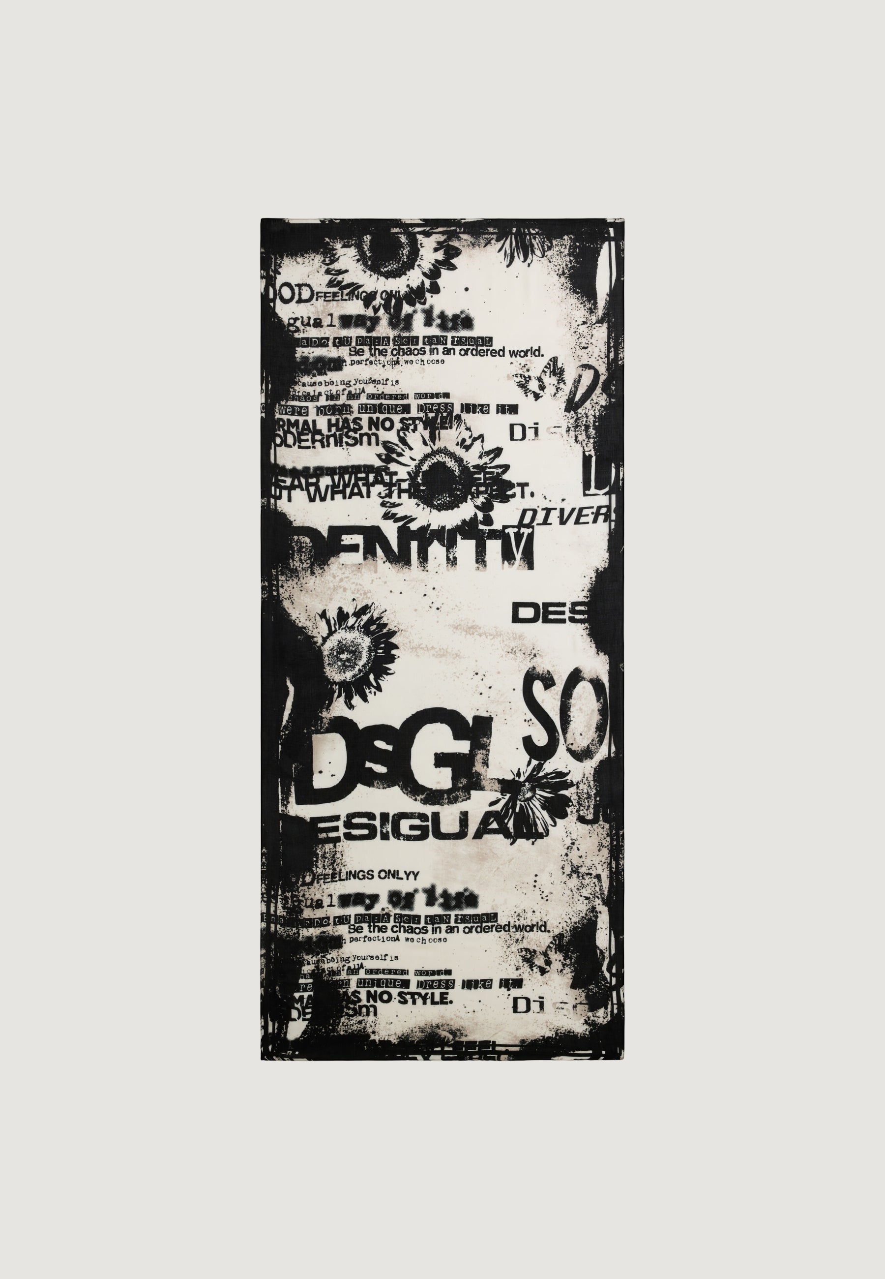 Pashmina Desigual FOU_LETTERING