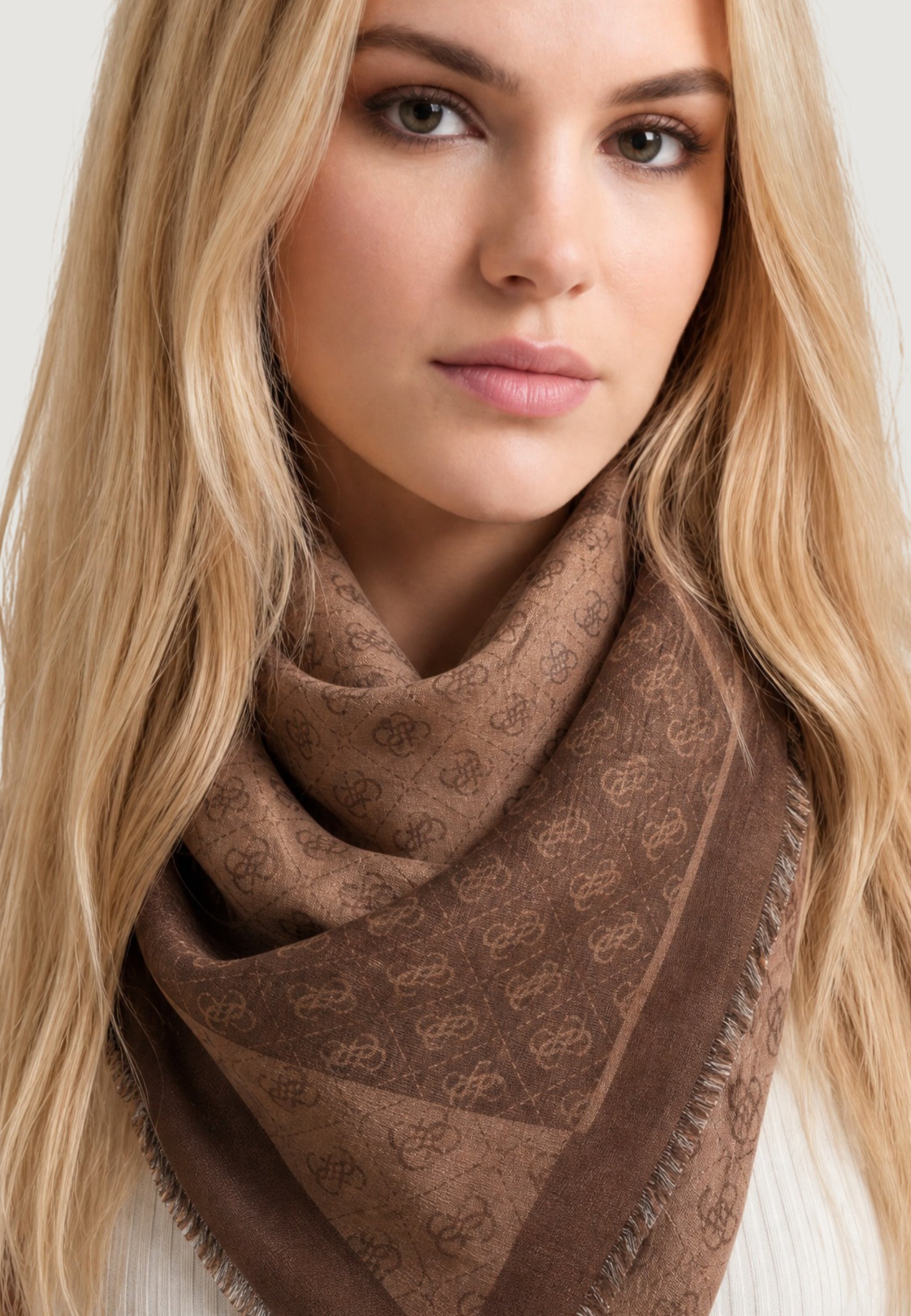 Pashmina Guess LINDSEY JACQUARD KEF