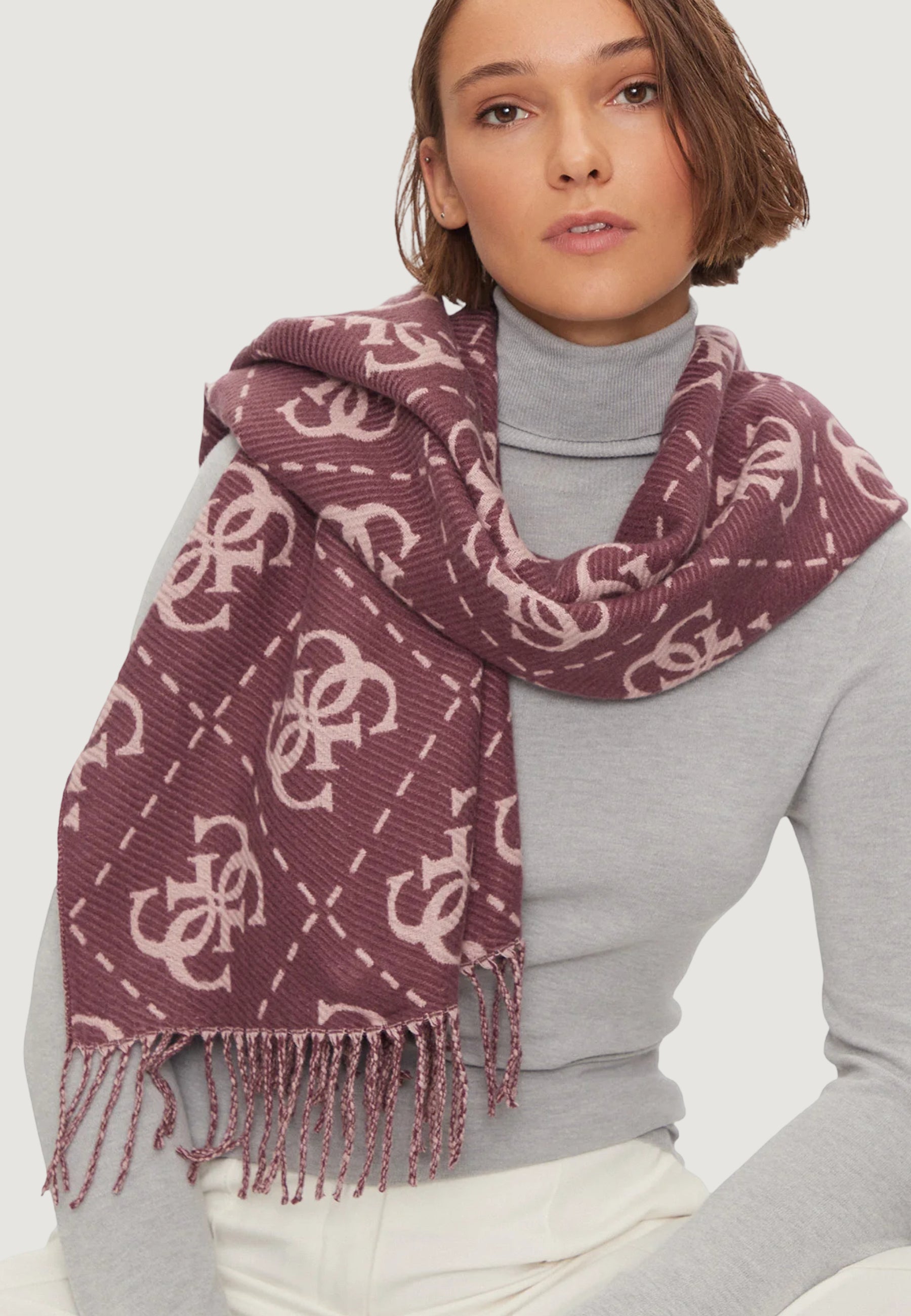 Pashmina Guess AW5217 VIS03