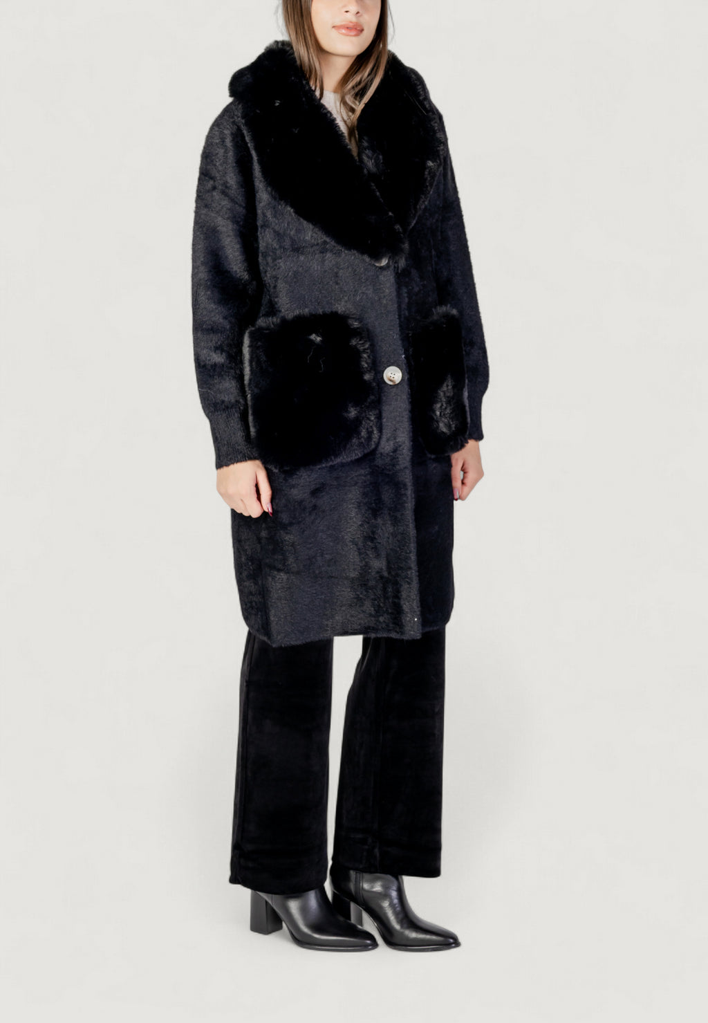 Pelliccia ecologica AYFEE GIACCA MAGLIERIA LUNGA CON TASCHE