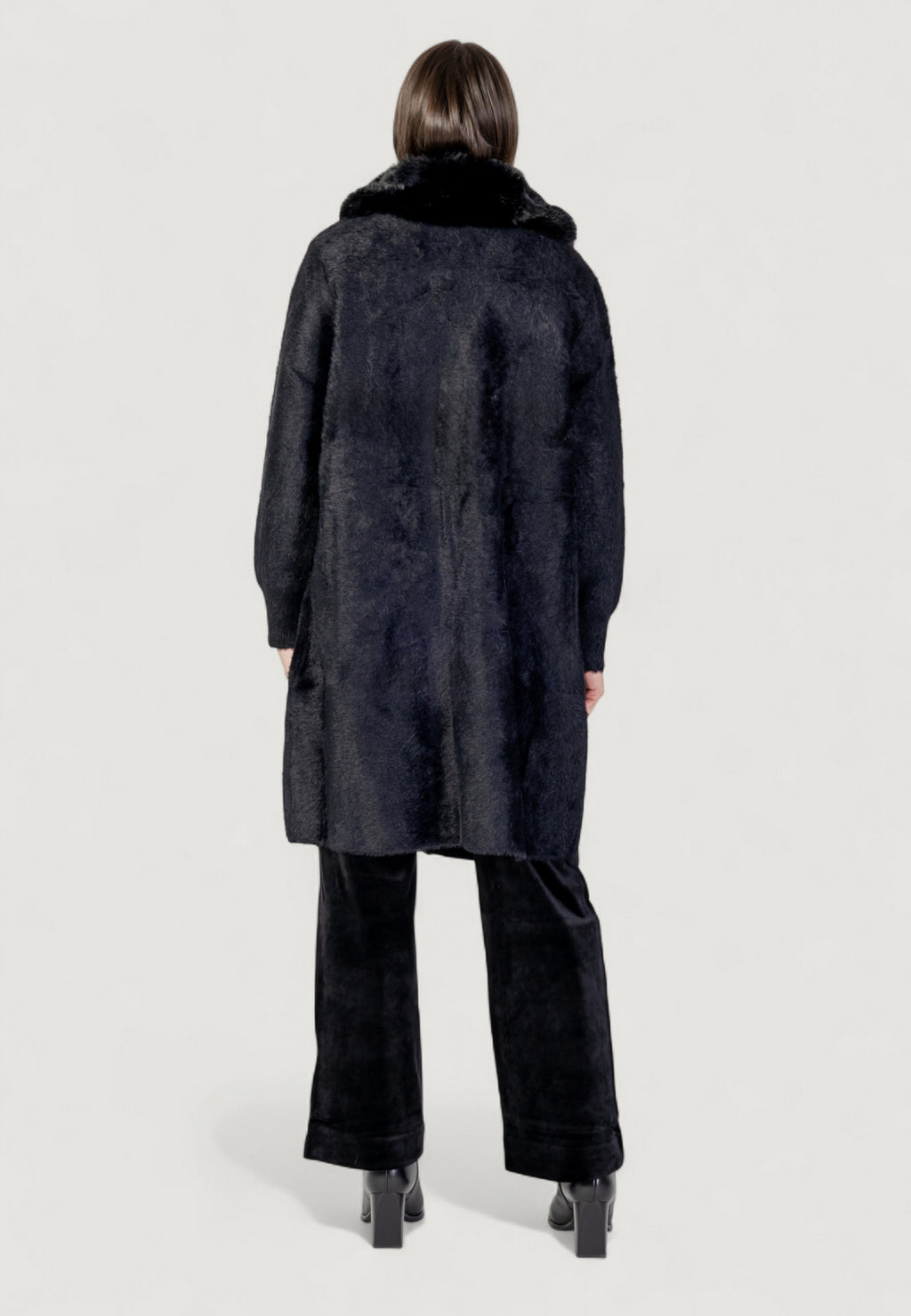 Pelliccia ecologica AYFEE GIACCA MAGLIERIA LUNGA CON TASCHE