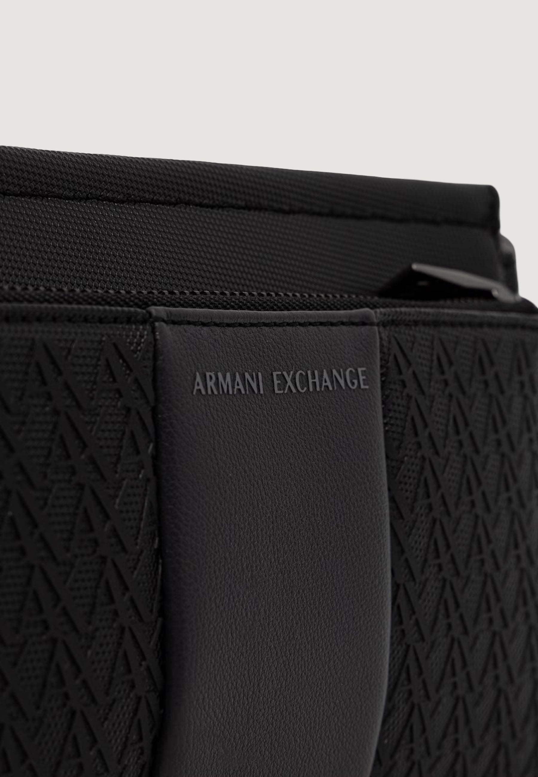 Pochette Armani Exchange XM003285 AF26691