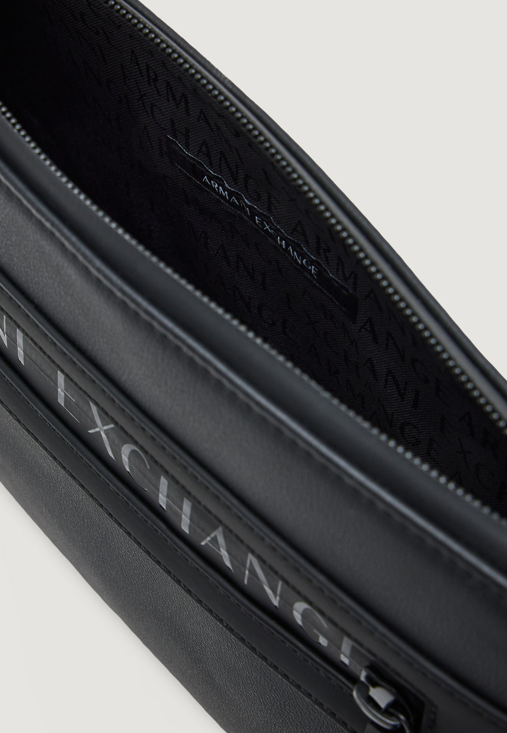 Pochette Armani Exchange XM003595 AF26679