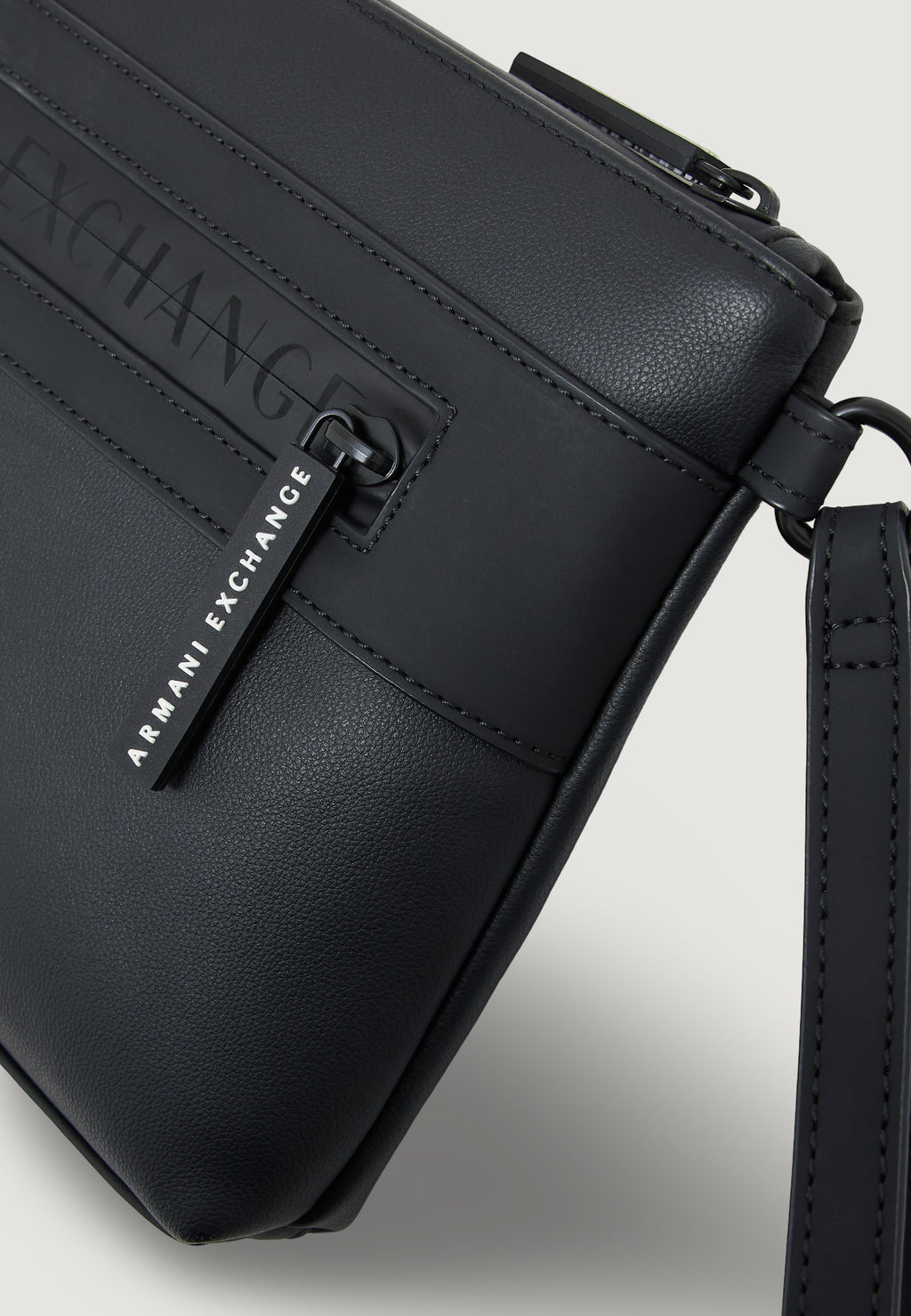 Pochette Armani Exchange XM003595 AF26679