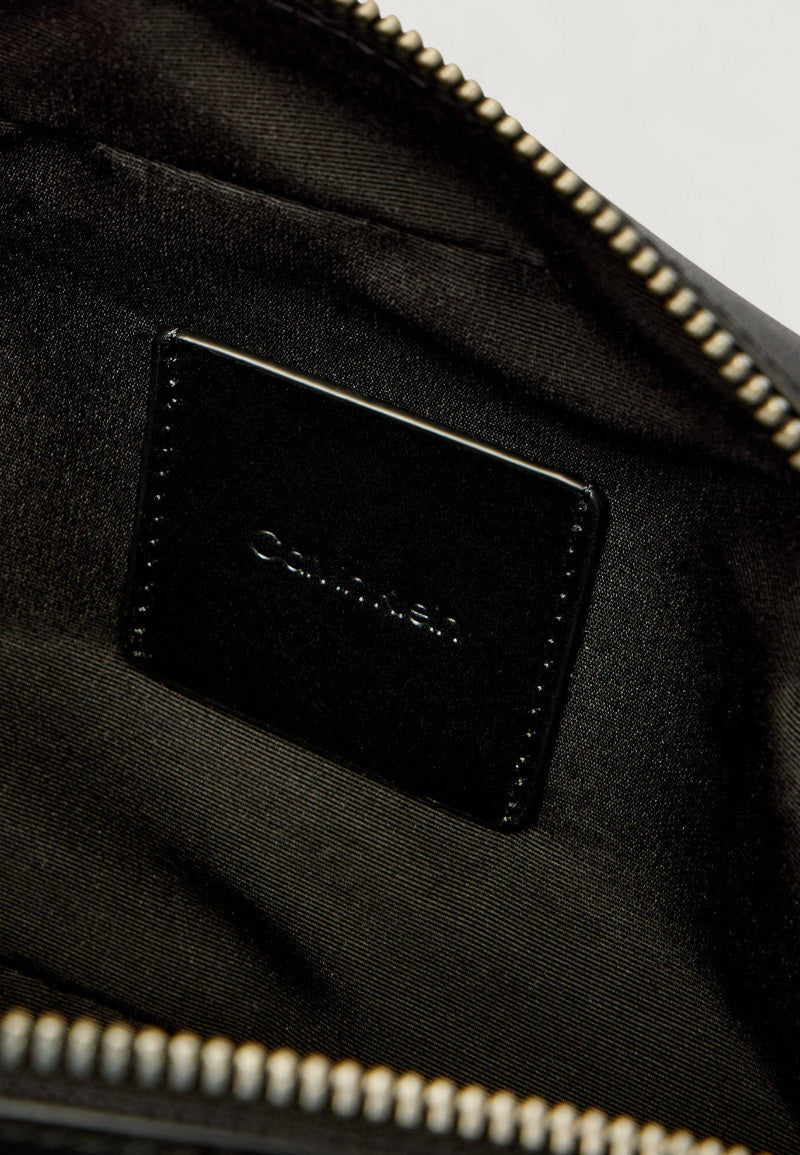 Pochette e beauty Calvin Klein PLAQUE DOPP KIT