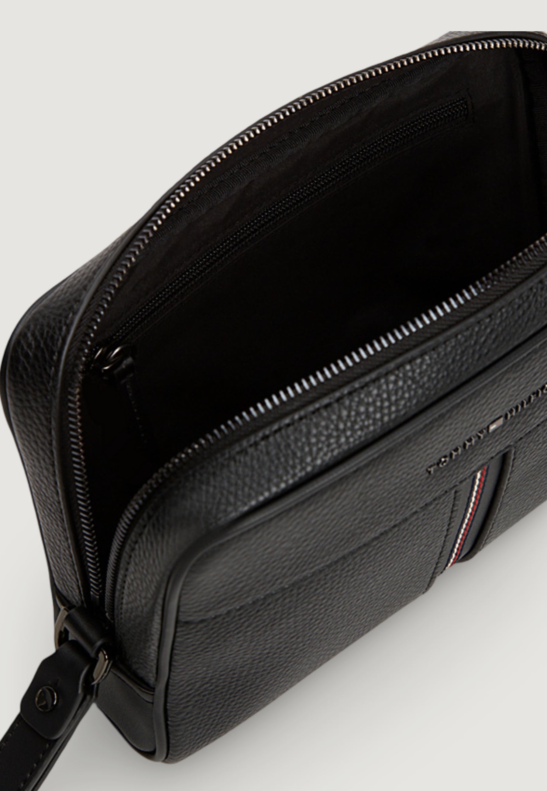 Pochette Tommy Hilfiger TH CENTRAL POUCH