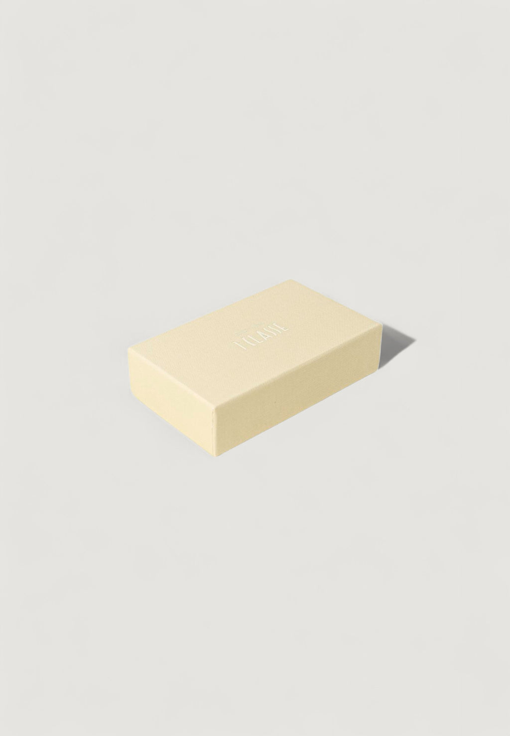  Alviero Martini Prima Classe LETTERA I