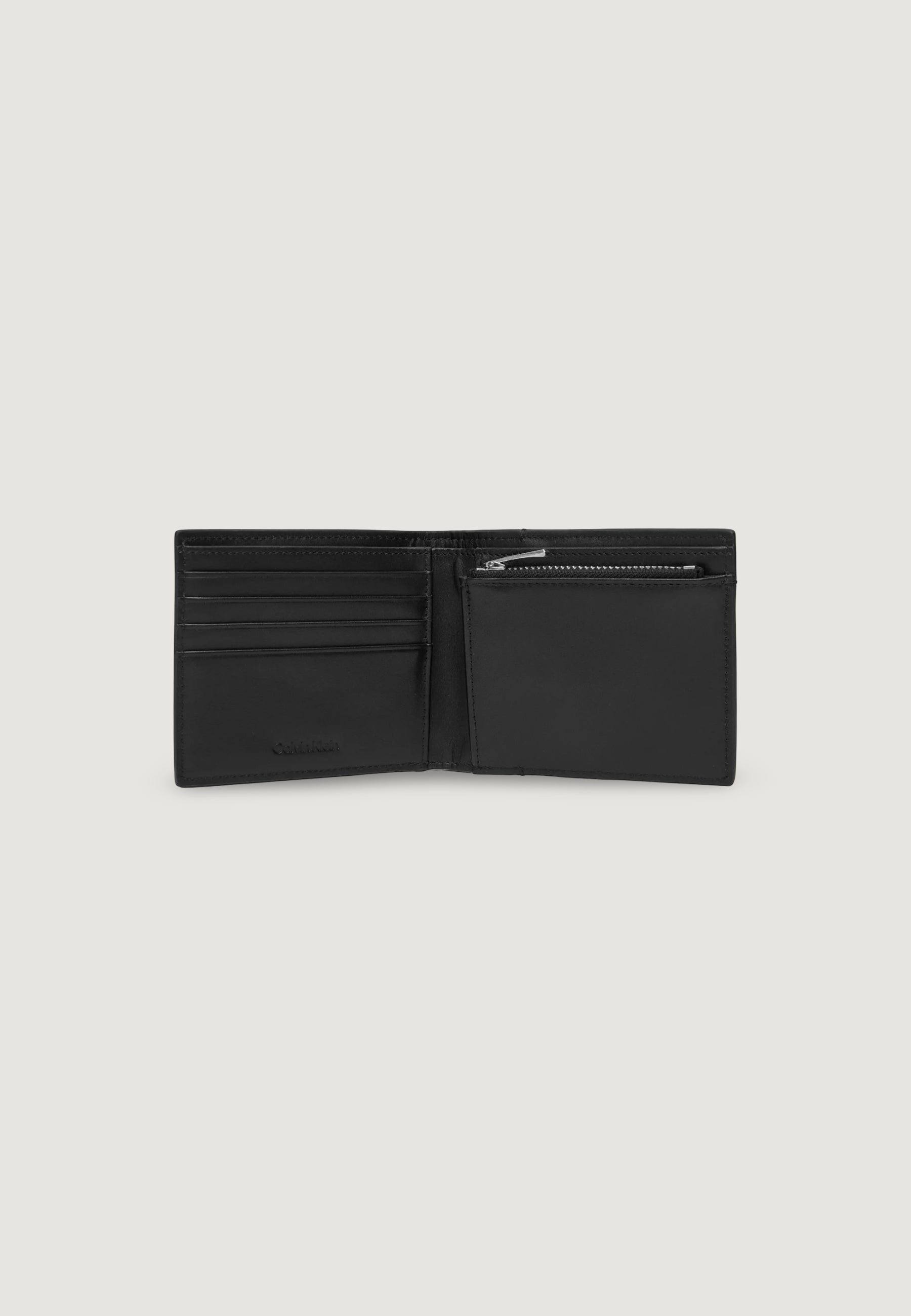 Portafoglio con portamonete Calvin Klein EMBOSSED EMBLEM BILLFOLD W/ COIN